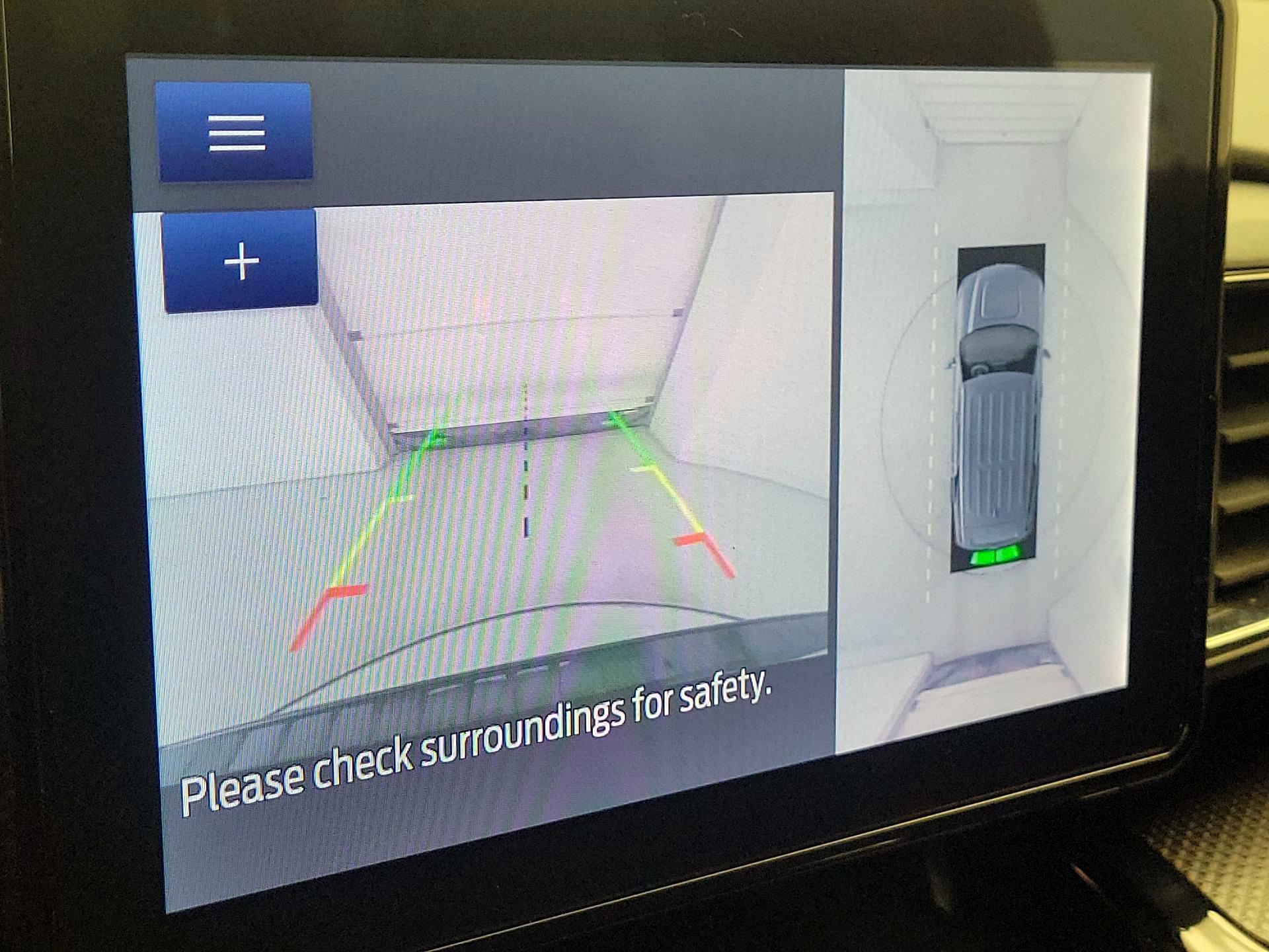 Thumbnail: 2022 Ford Explorer - 14