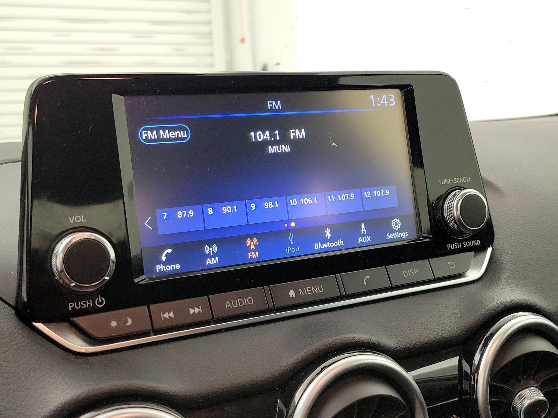 Thumbnail: 2023 Nissan Sentra - 15