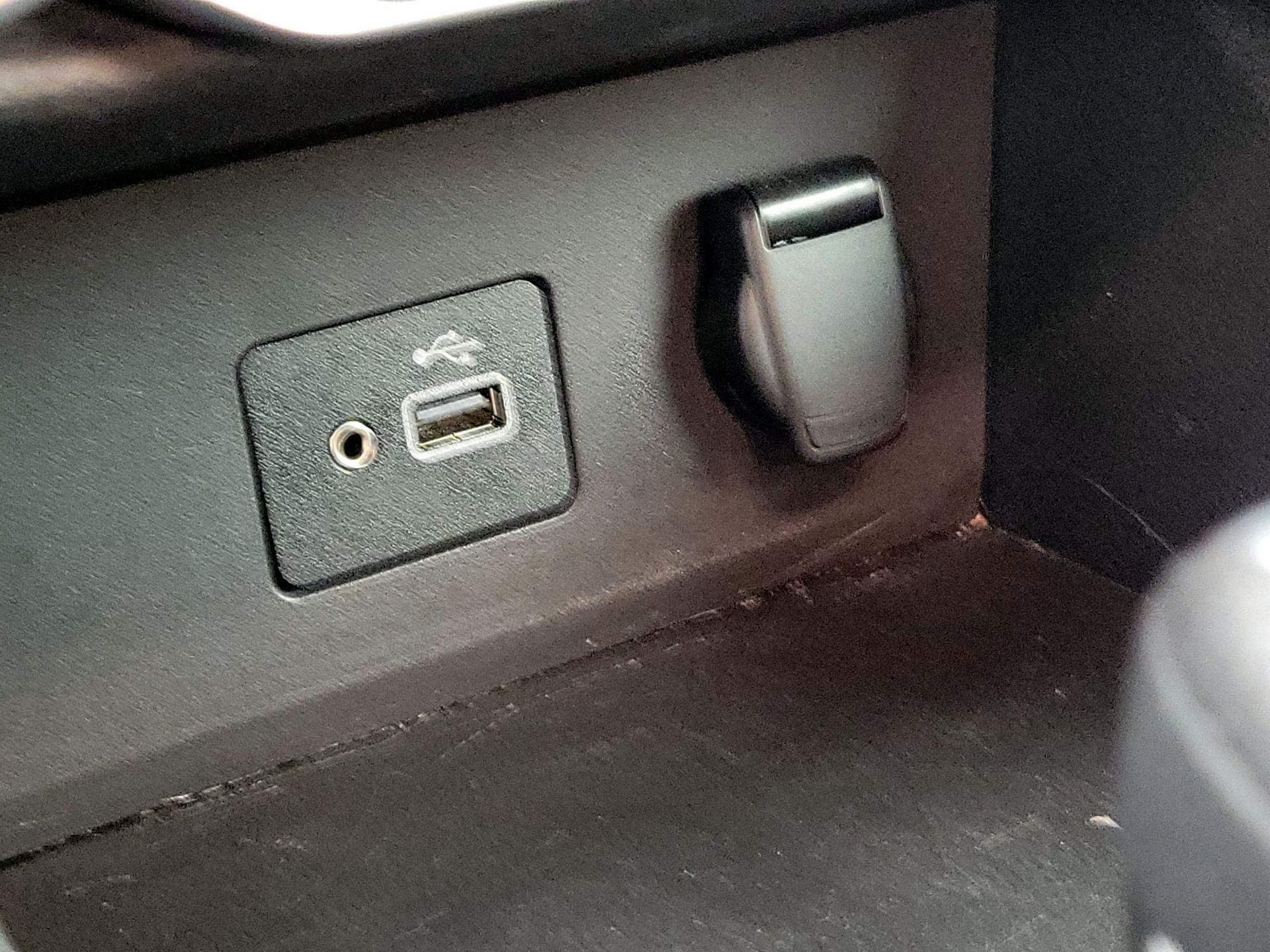 Thumbnail: 2023 Nissan Sentra - 18