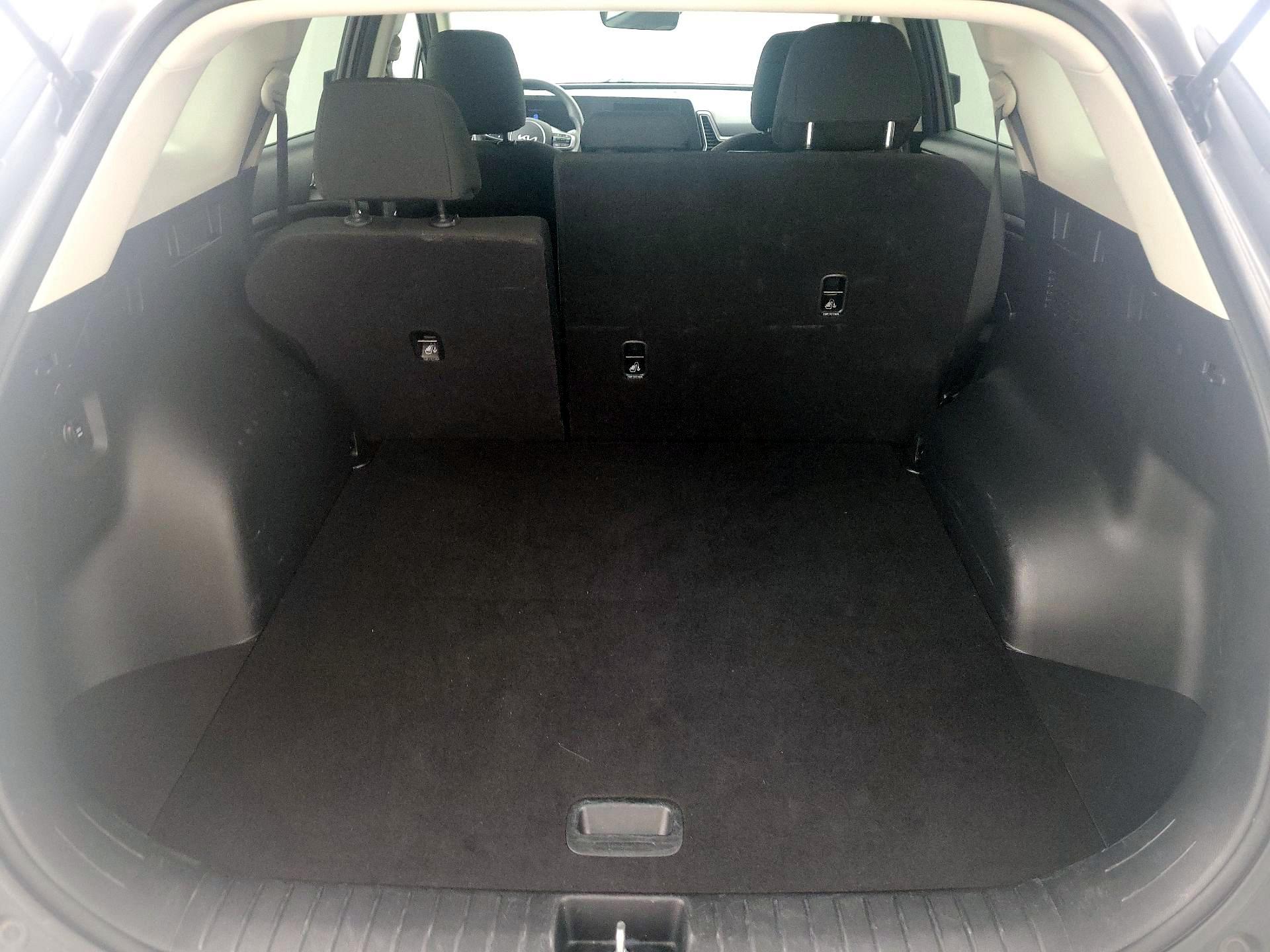 Thumbnail: 2024 Kia Sportage - 20