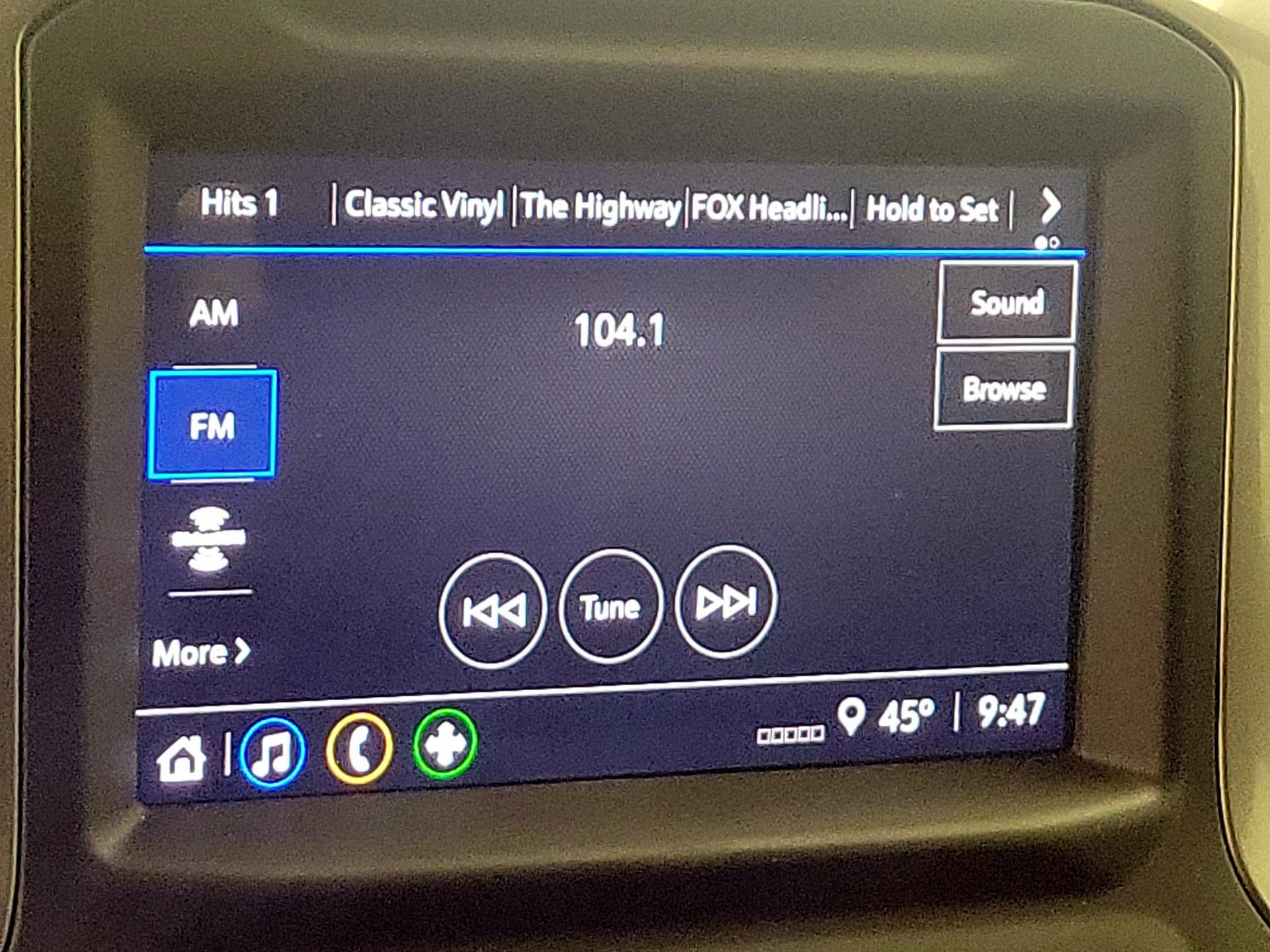 Thumbnail: 2024 Chevrolet Silverado 1500 - 15