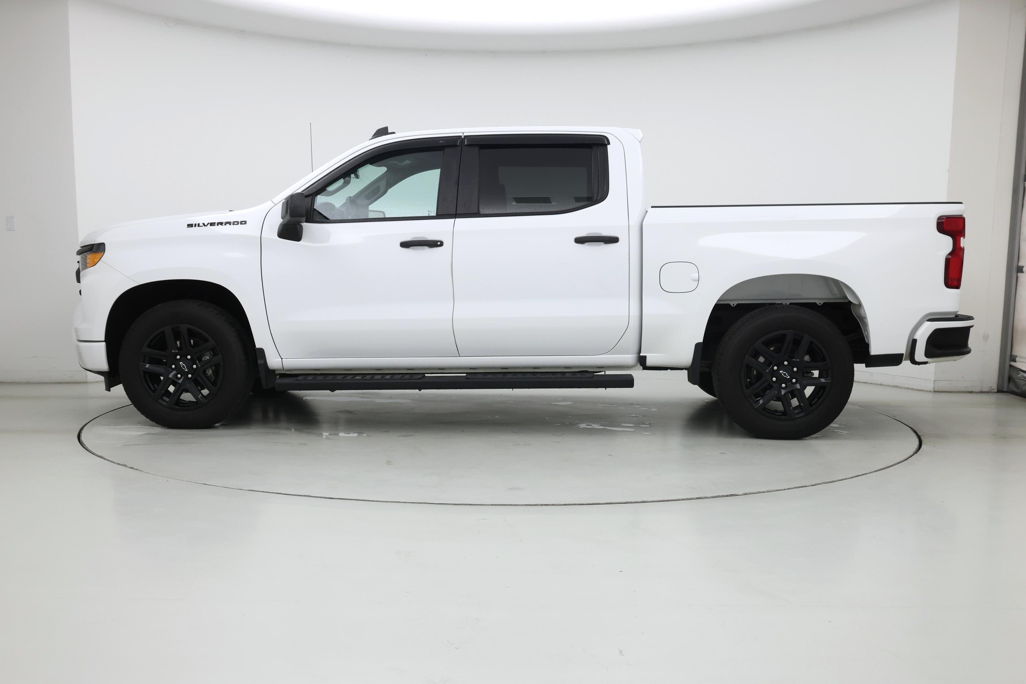 Thumbnail: 2024 Chevrolet Silverado 1500 - 3