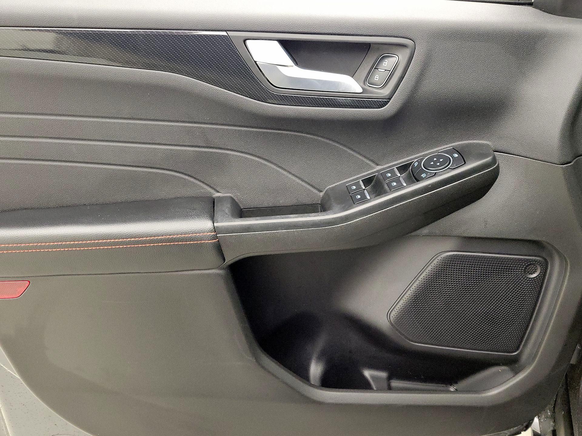 Thumbnail: 2023 Ford Escape - 12