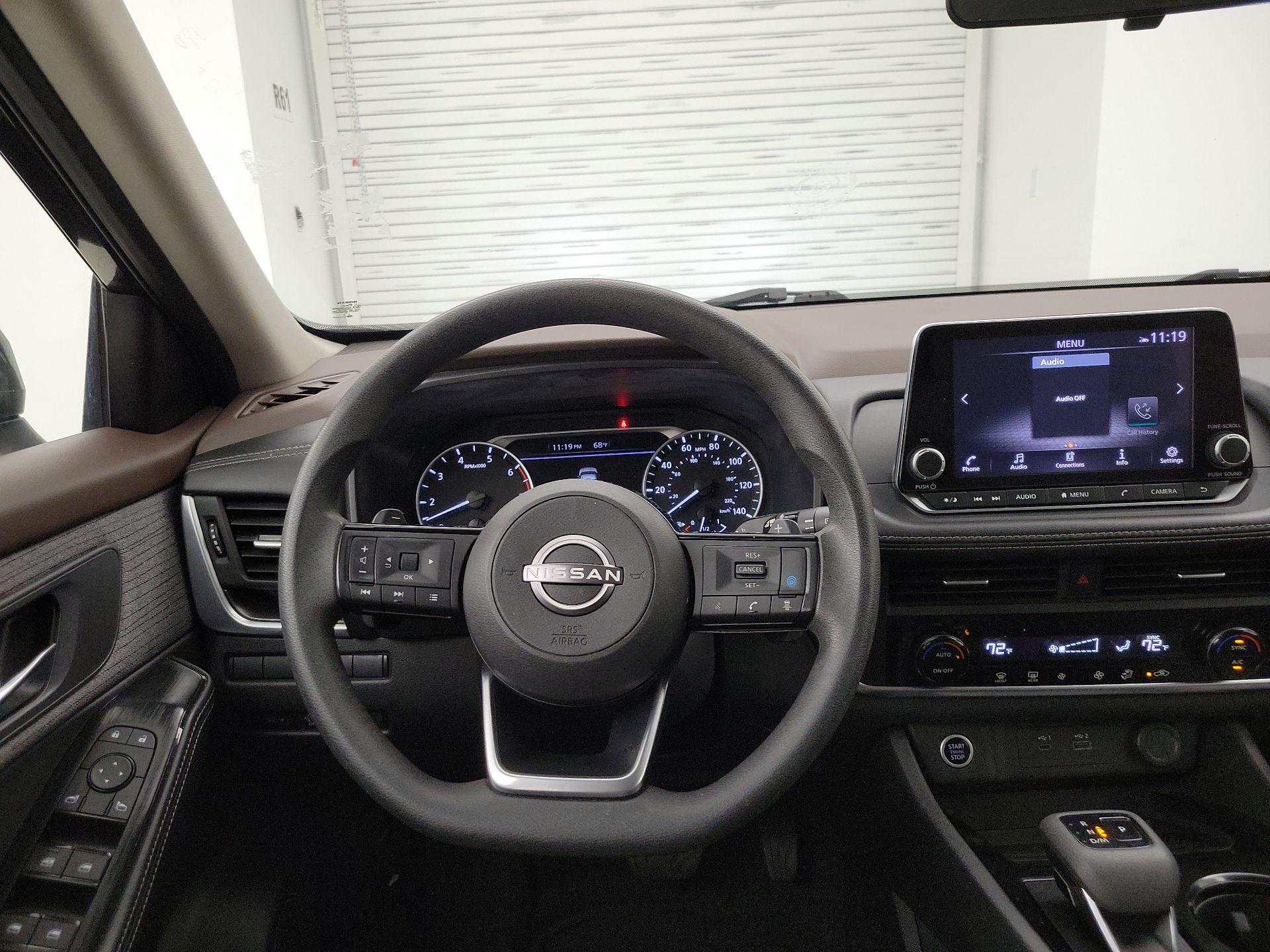 Thumbnail: 2023 Nissan Rogue - 10