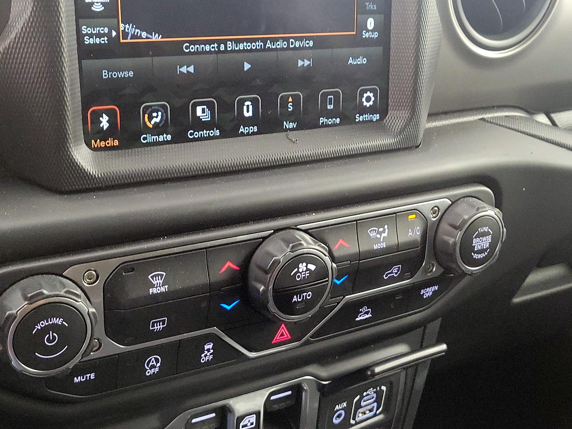 Thumbnail: 2021 Jeep Wrangler - 17