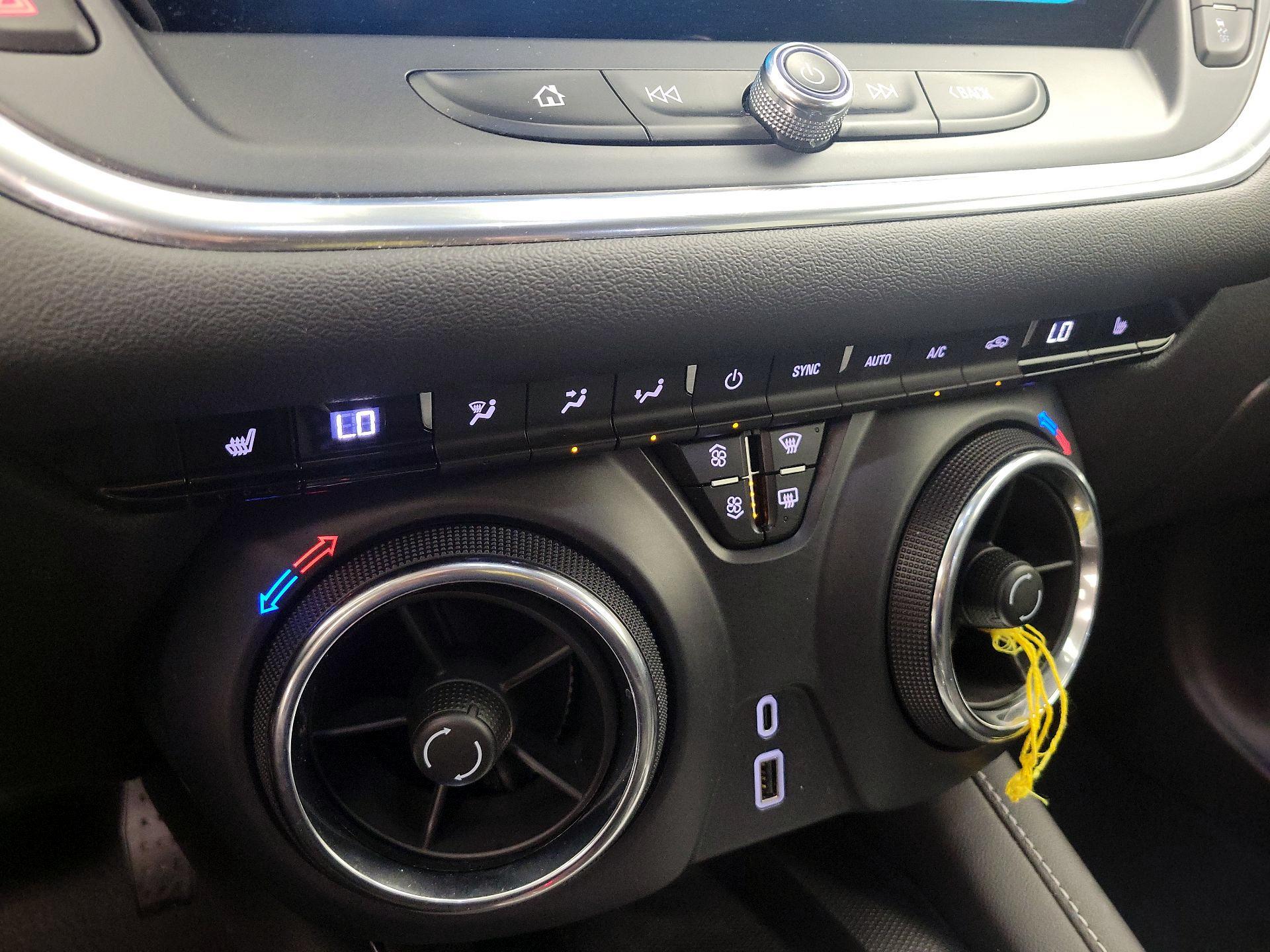 Thumbnail: 2024 Chevrolet Blazer - 16