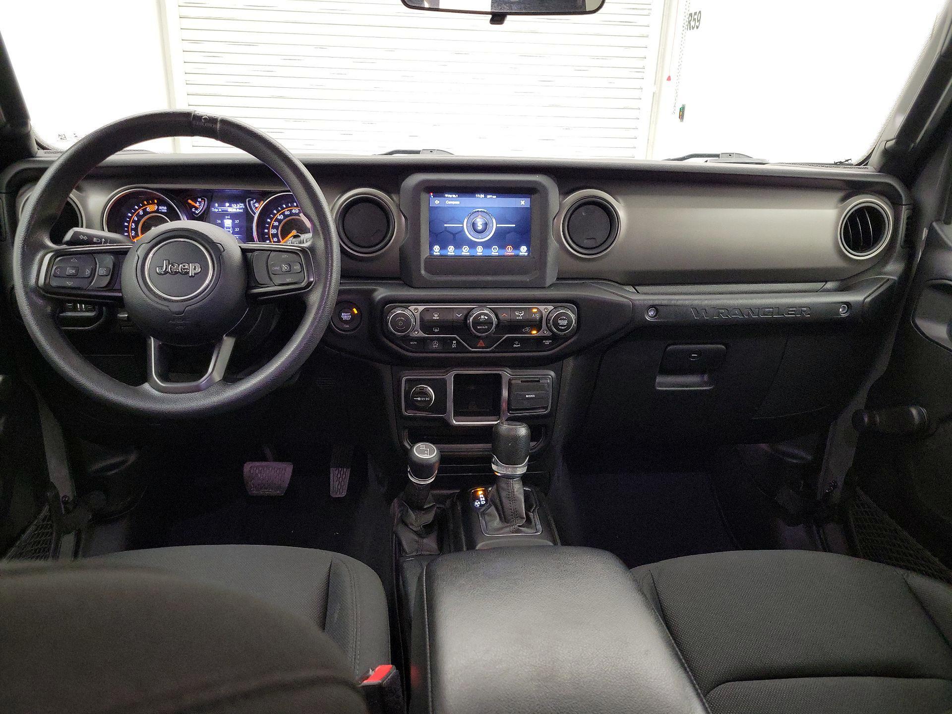 Thumbnail: 2022 Jeep Wrangler - 9