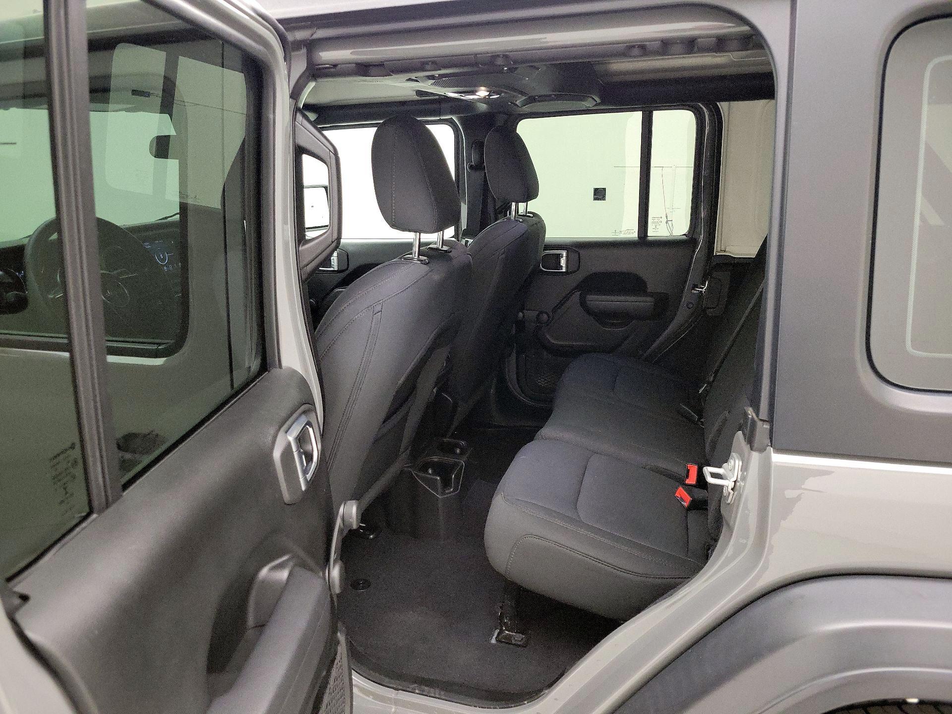 Thumbnail: 2022 Jeep Wrangler - 20