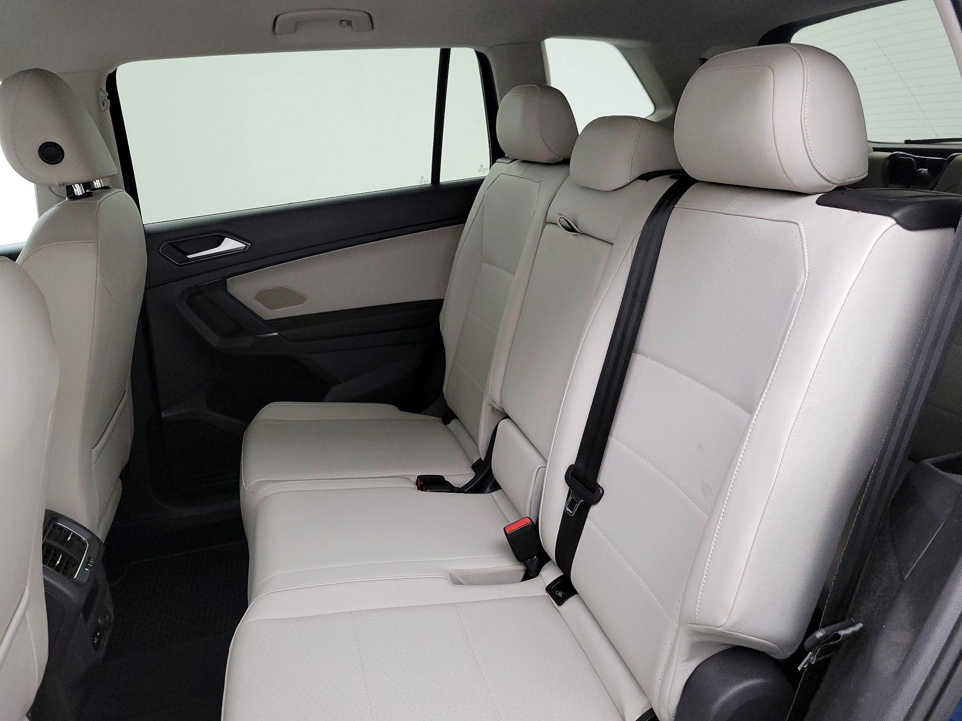 Thumbnail: 2018 Volkswagen Tiguan - 19