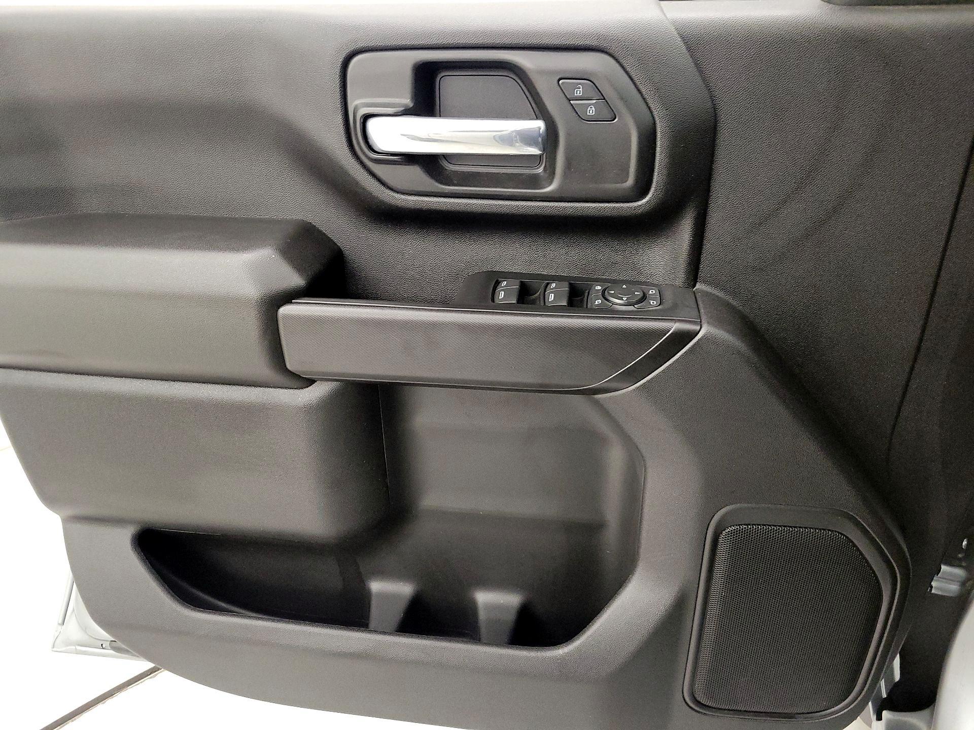 Thumbnail: 2025 Chevrolet Silverado 2500 - 12