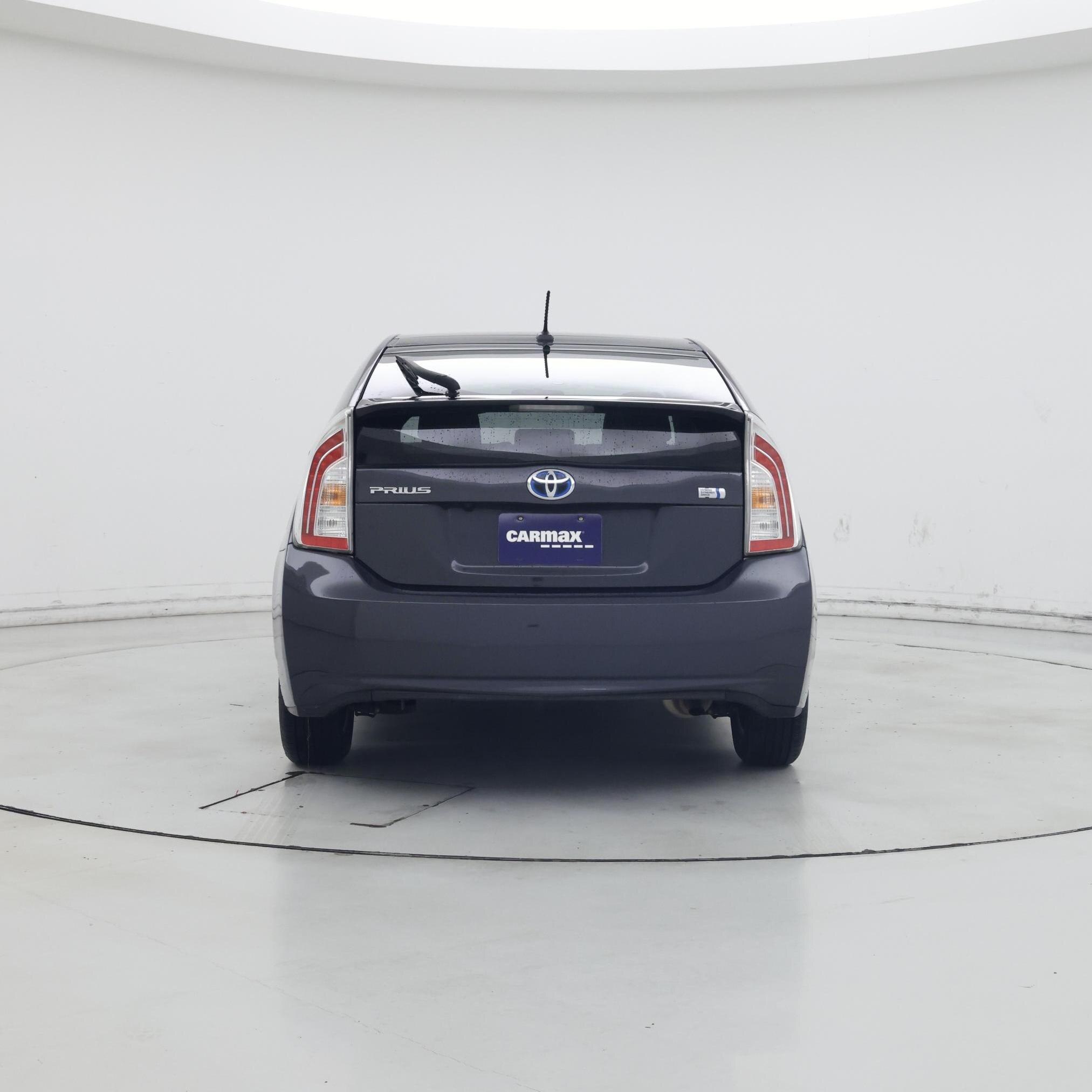 Thumbnail: 2015 Toyota Prius - 6