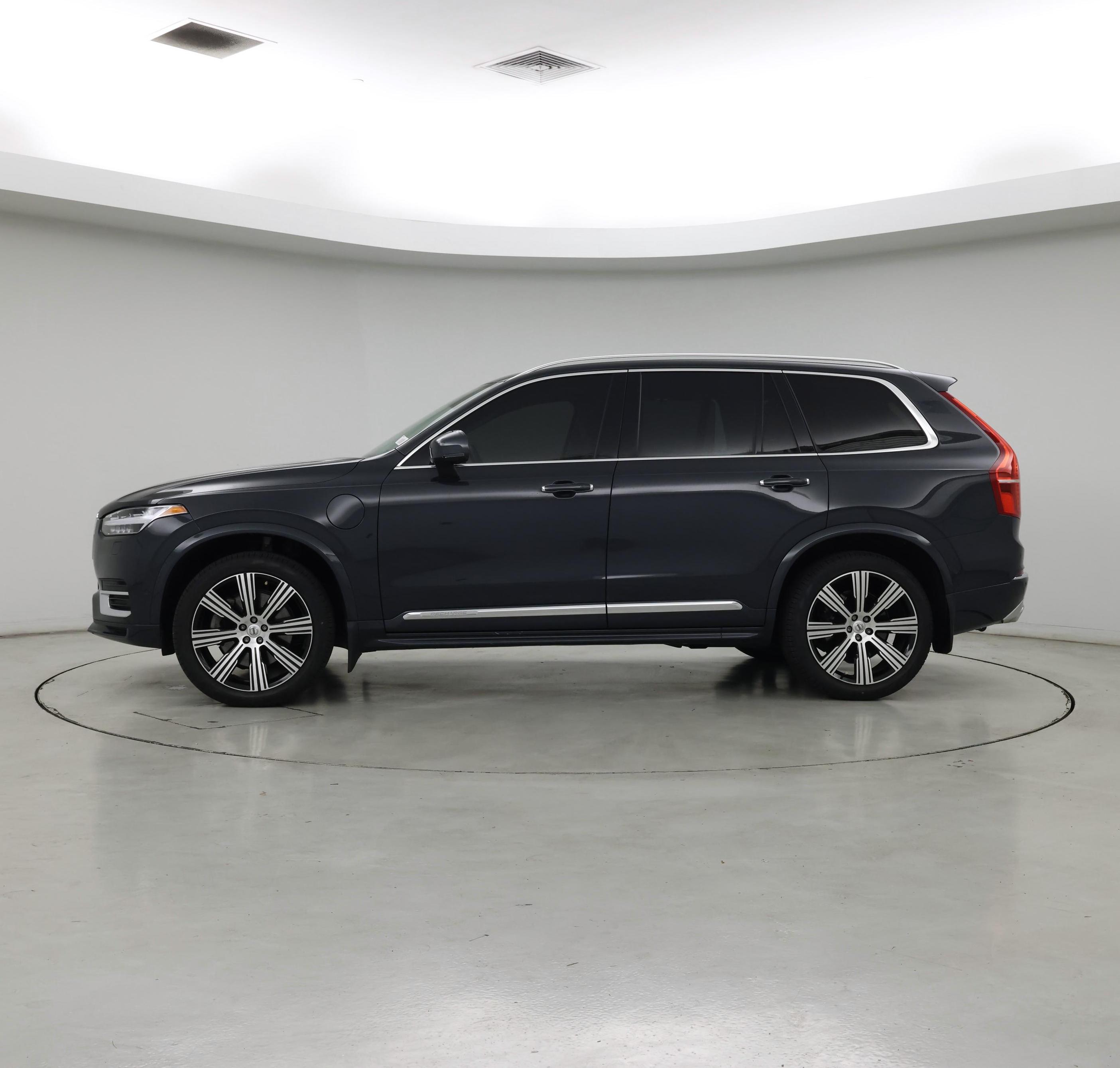 Thumbnail: 2021 Volvo XC90 - 3