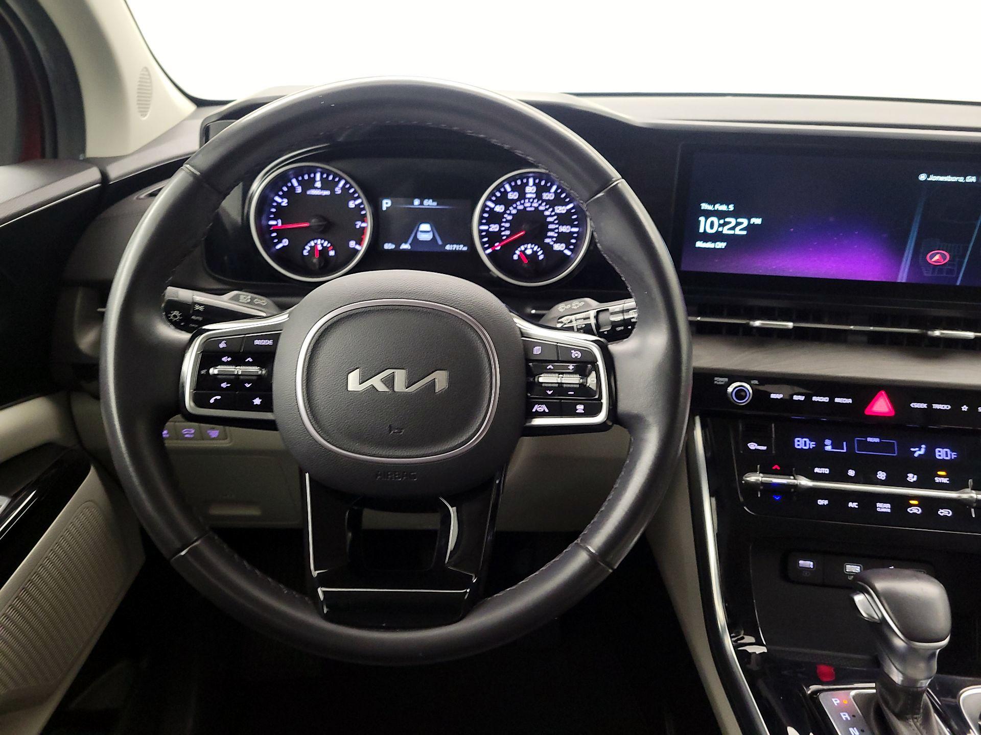 Thumbnail: 2024 Kia Carnival - 10