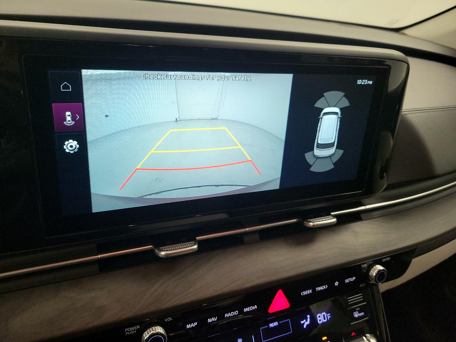 Thumbnail: 2024 Kia Carnival - 15