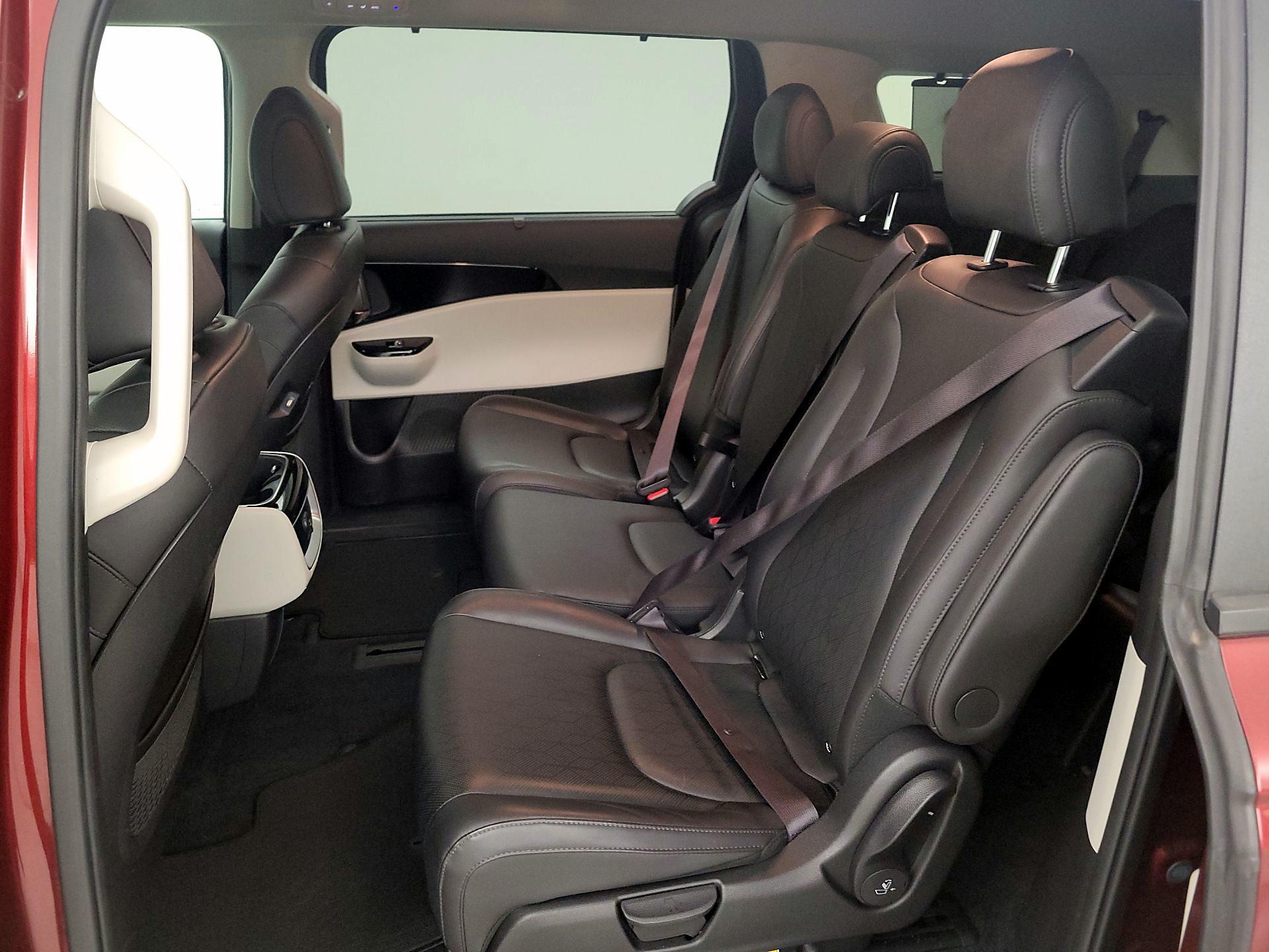 Thumbnail: 2024 Kia Carnival - 20