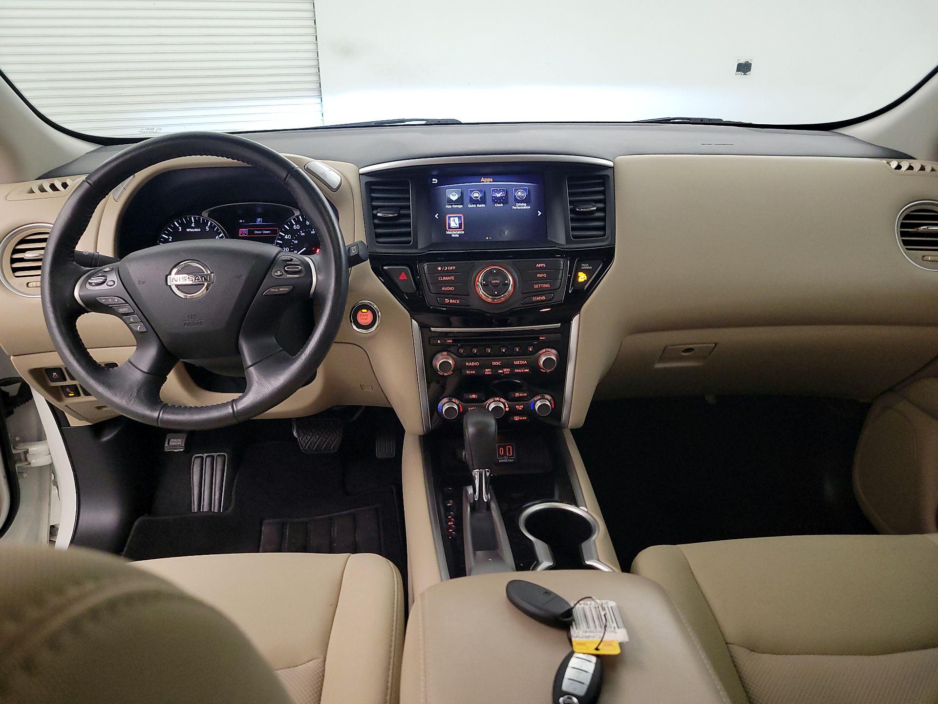 Thumbnail: 2020 Nissan Pathfinder - 9