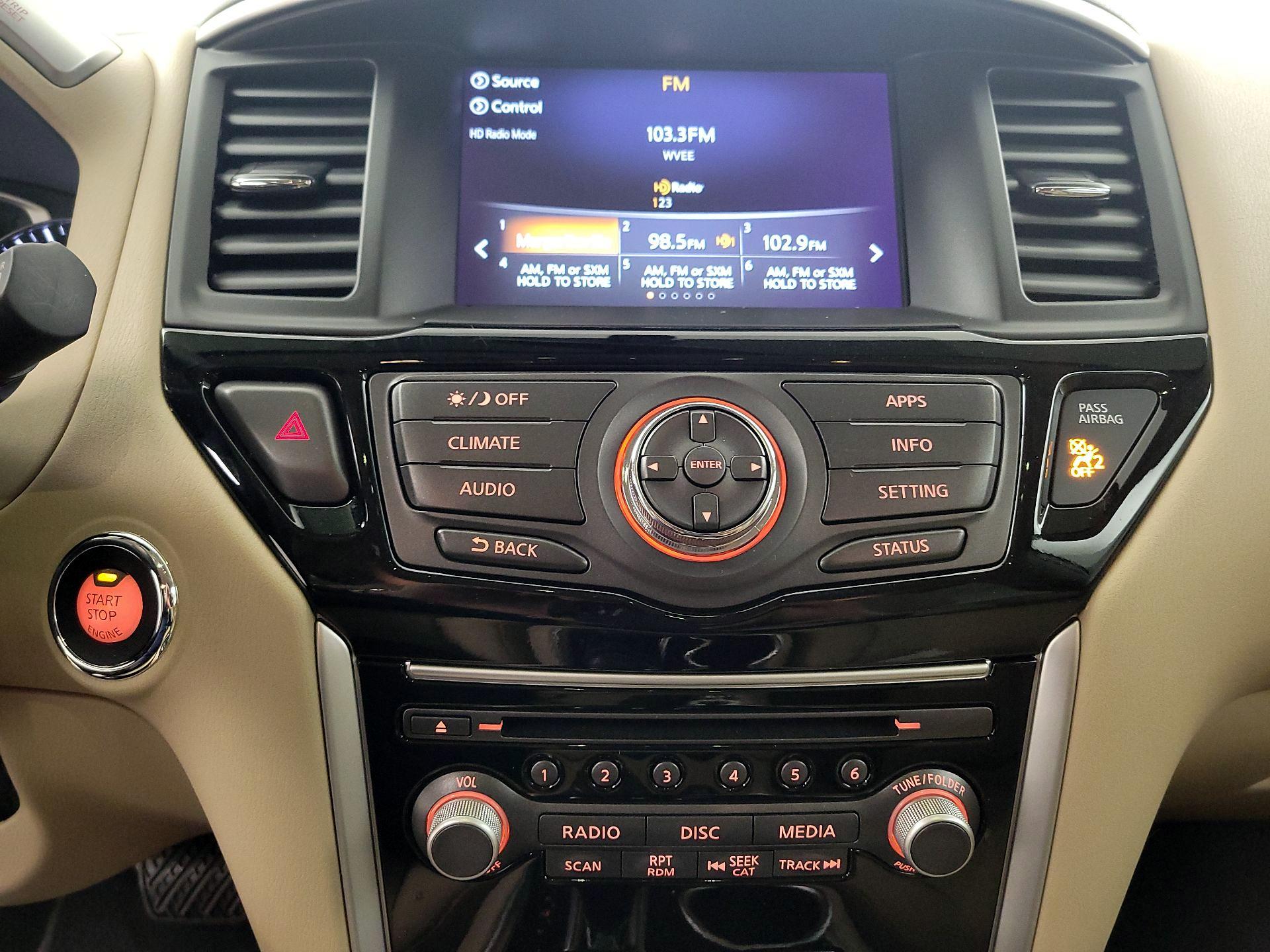 Thumbnail: 2020 Nissan Pathfinder - 15