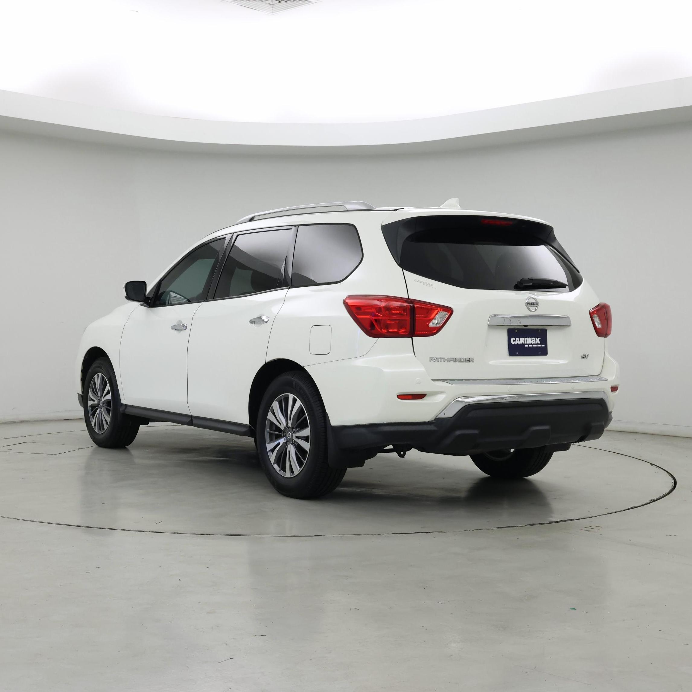 Thumbnail: 2020 Nissan Pathfinder - 2