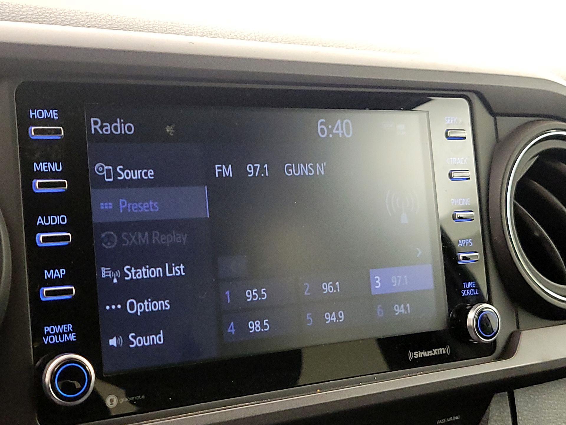 Thumbnail: 2023 Toyota Tacoma - 15