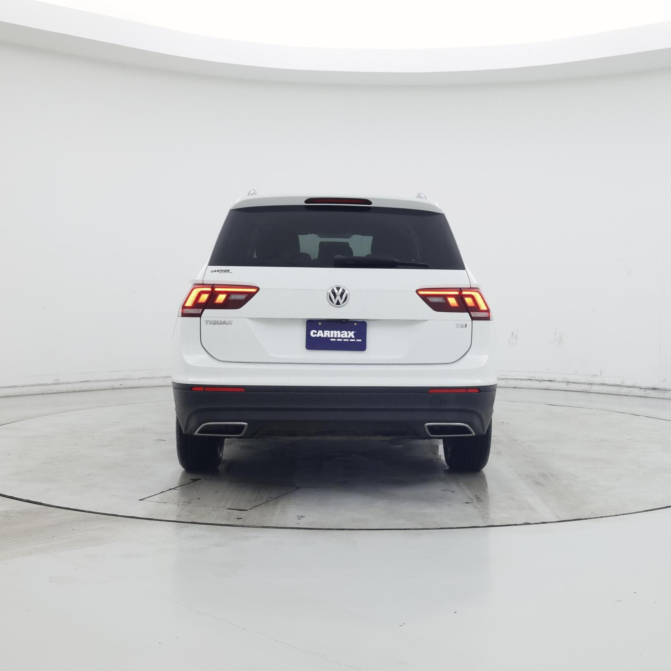 Thumbnail: 2018 Volkswagen Tiguan - 6