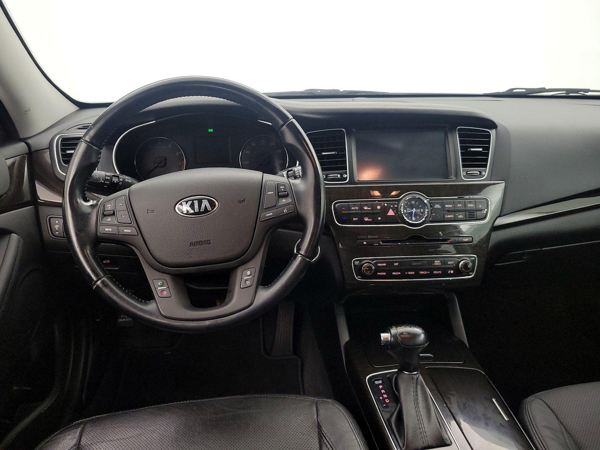 Thumbnail: 2016 Kia Cadenza - 10