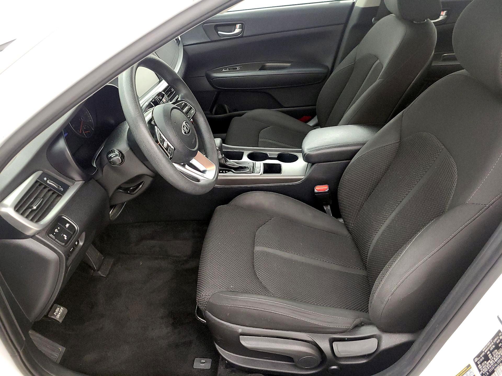 Thumbnail: 2019 Kia Optima - 11