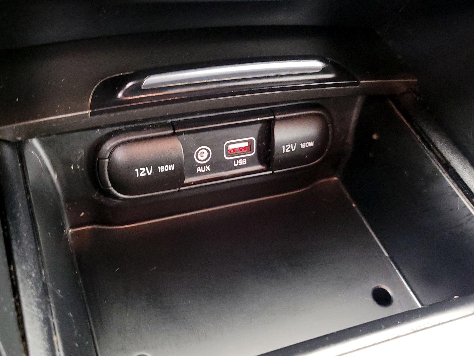 Thumbnail: 2019 Kia Optima - 18