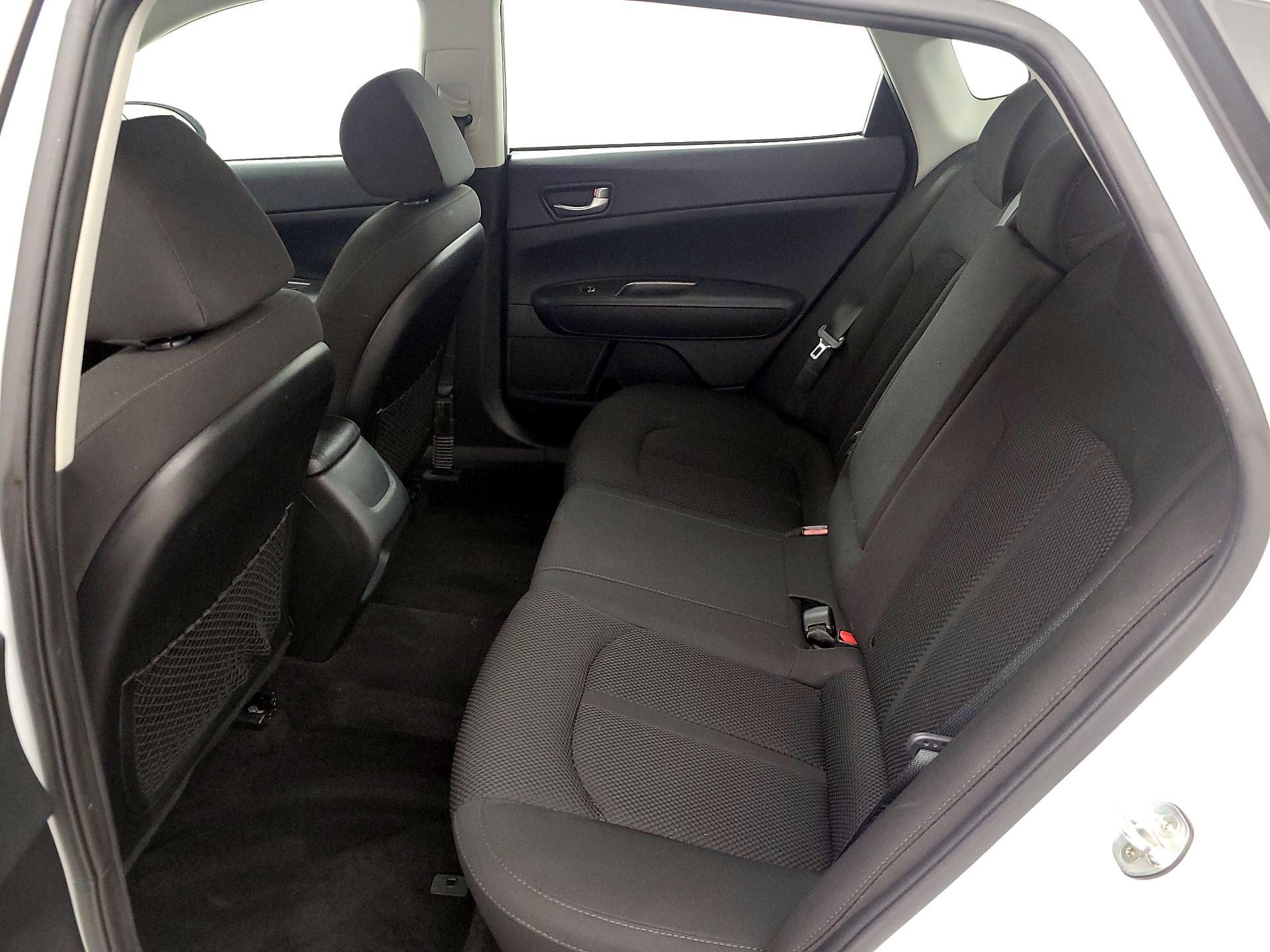 Thumbnail: 2019 Kia Optima - 19