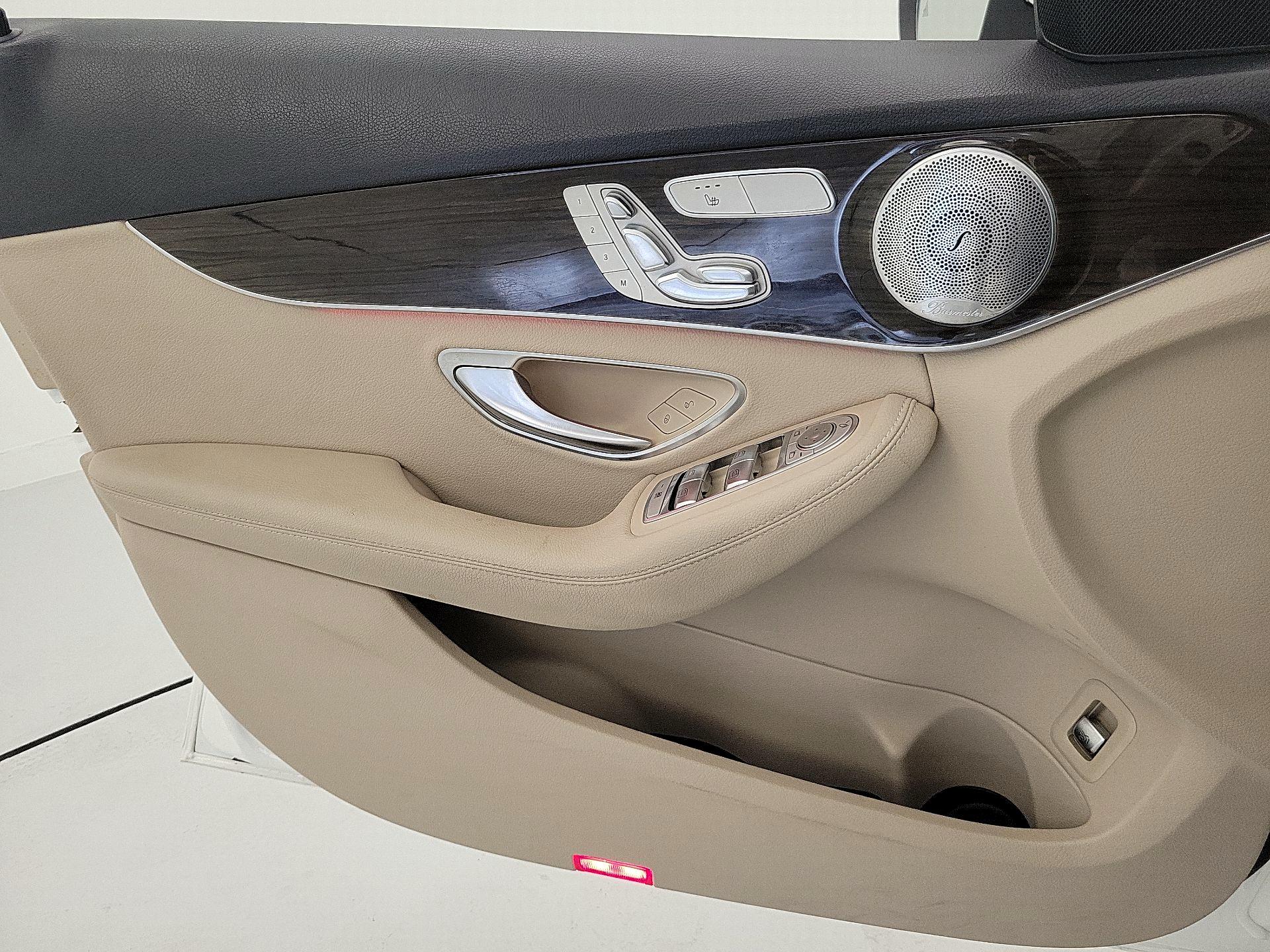 Thumbnail: 2021 Mercedes-Benz C-Class - 12