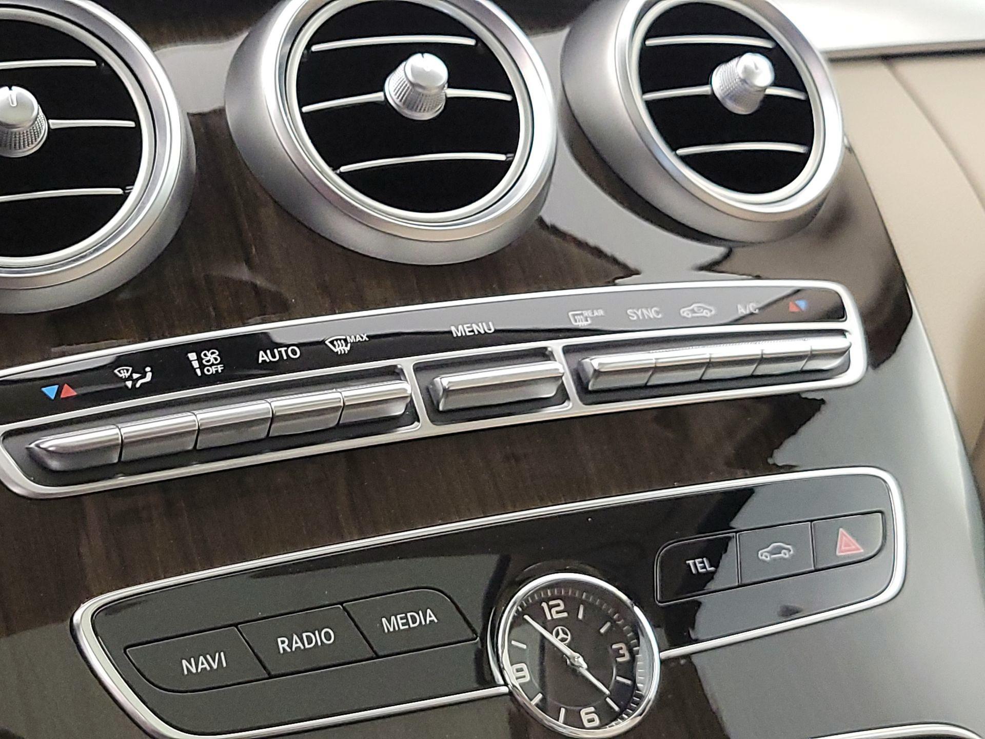 Thumbnail: 2021 Mercedes-Benz C-Class - 16