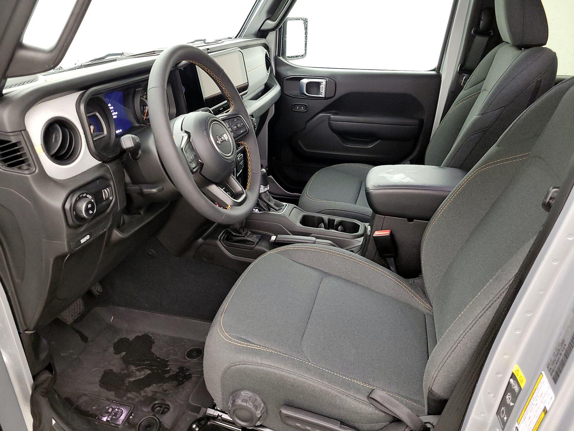 Thumbnail: 2024 Jeep Gladiator - 11