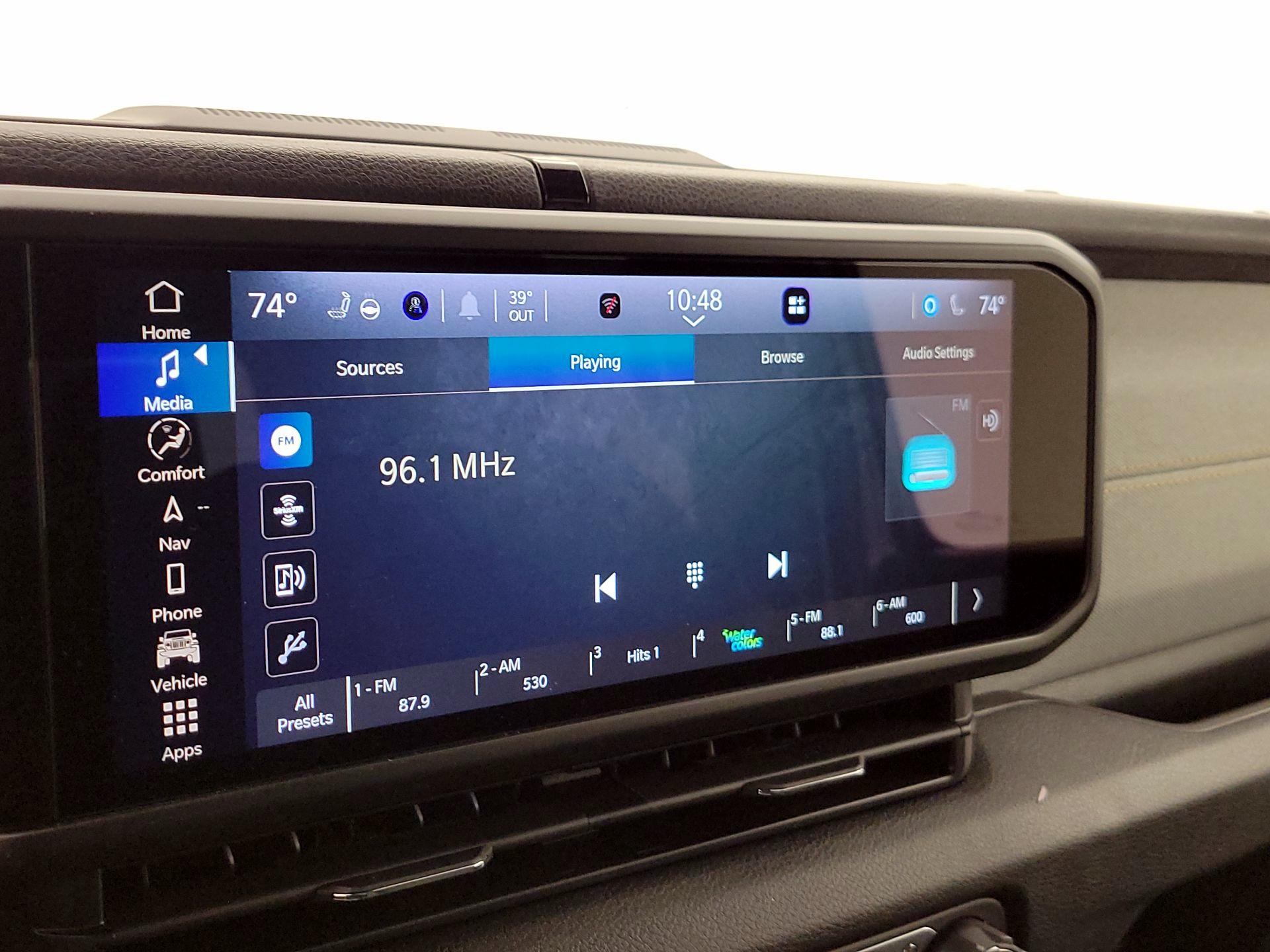 Thumbnail: 2024 Jeep Gladiator - 16