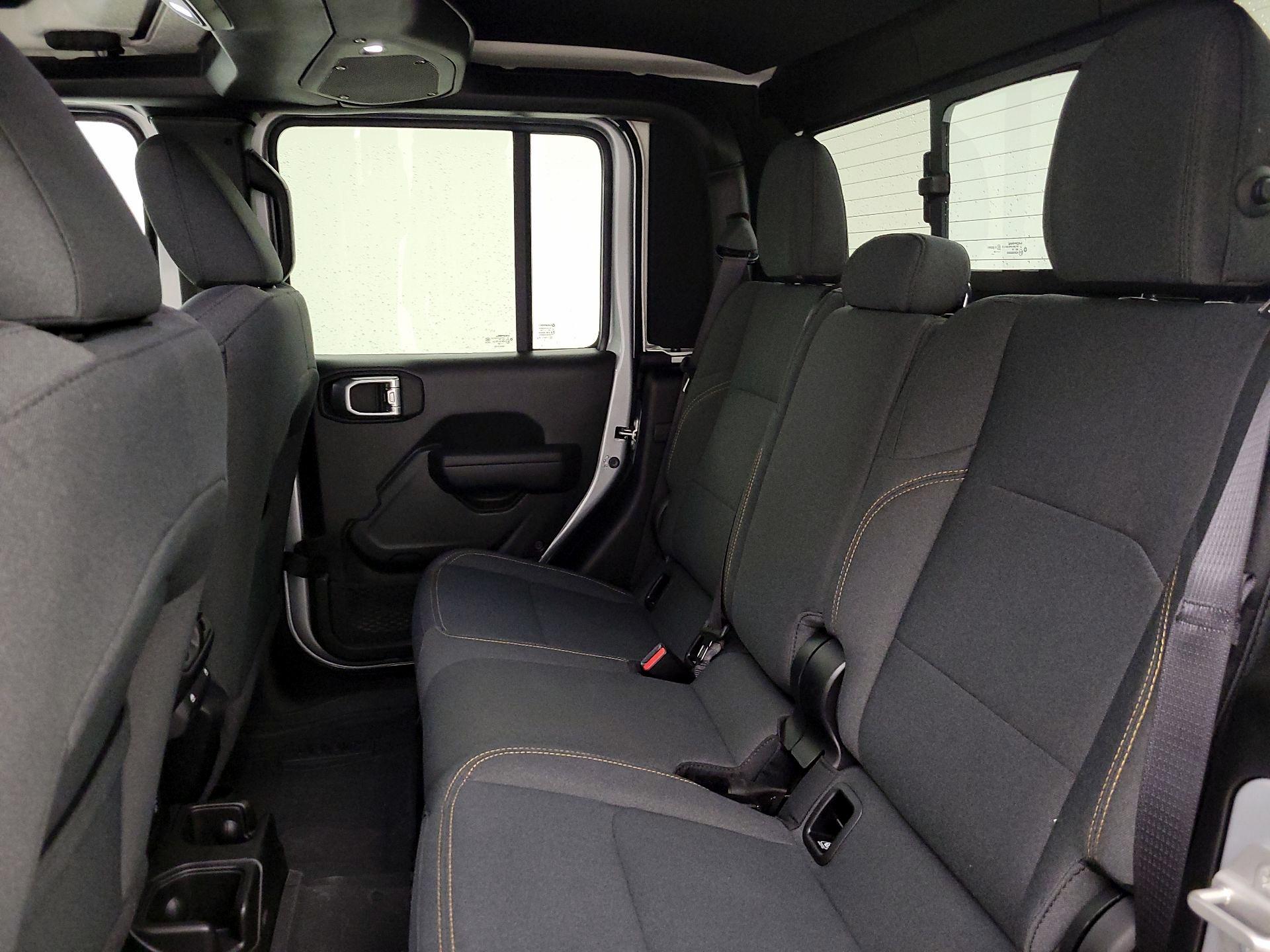 Thumbnail: 2024 Jeep Gladiator - 20