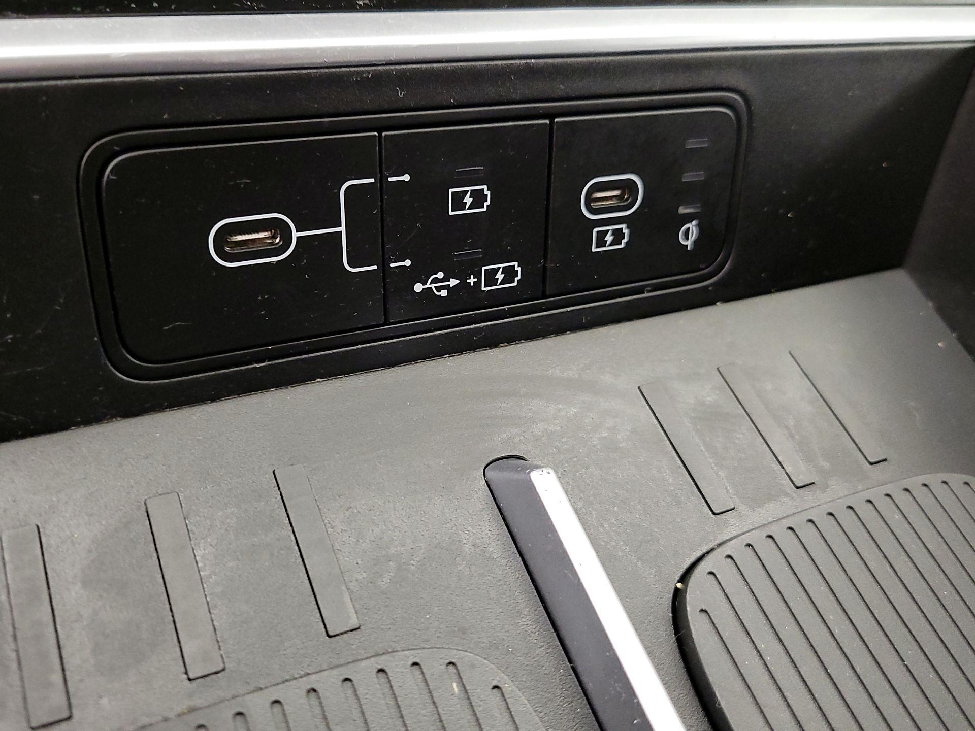 Thumbnail: 2024 Hyundai Santa Fe - 18