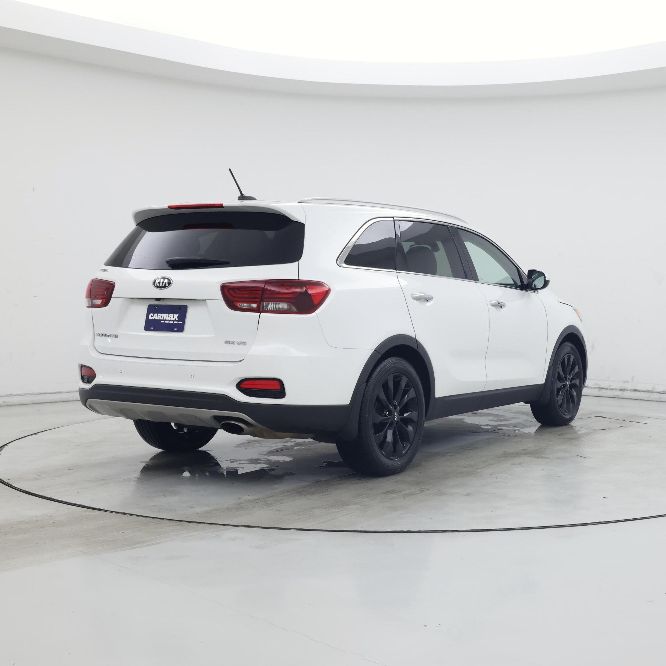 Thumbnail: 2020 Kia Sorento - 8