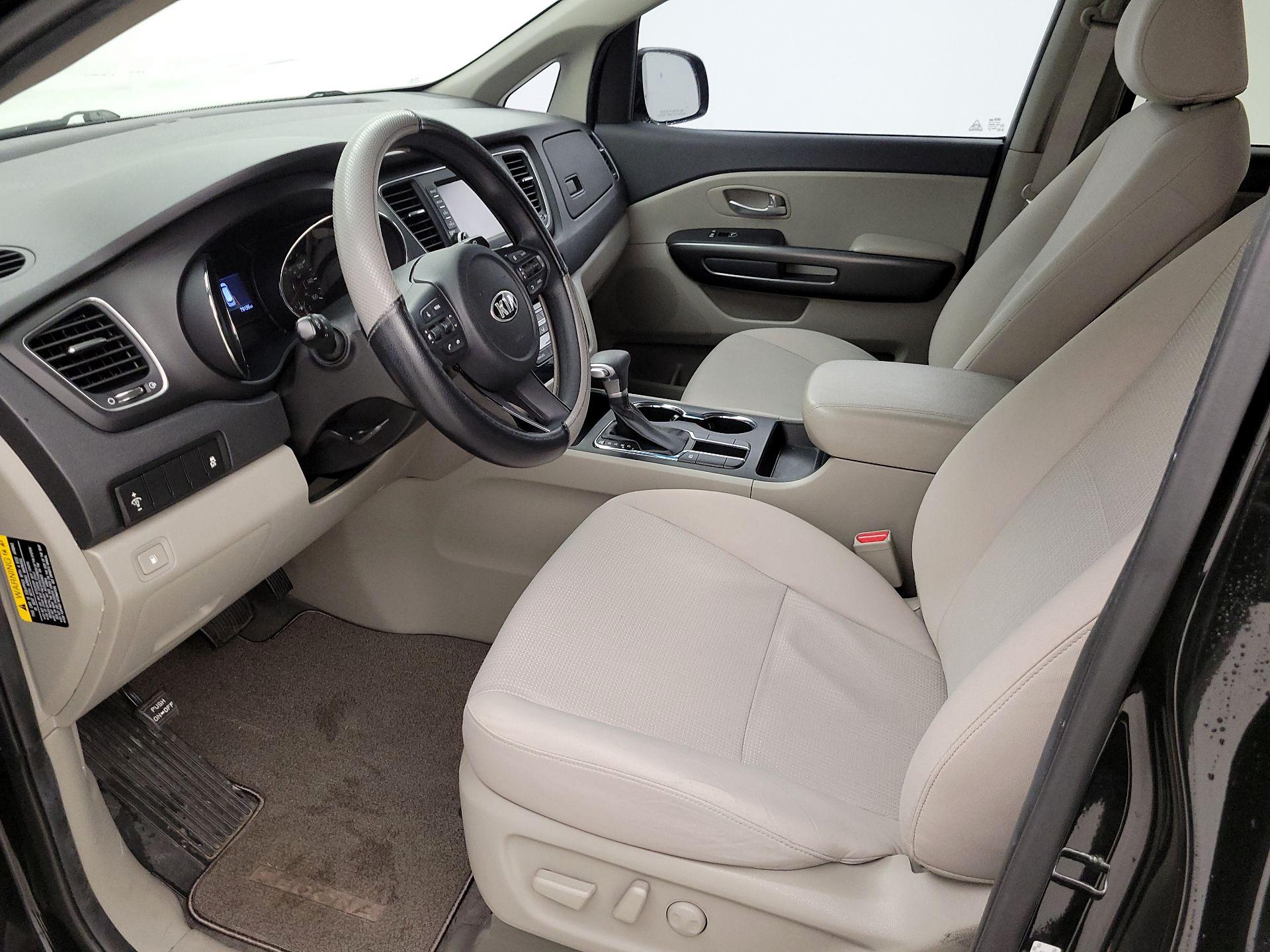 Thumbnail: 2021 Kia Sedona - 11