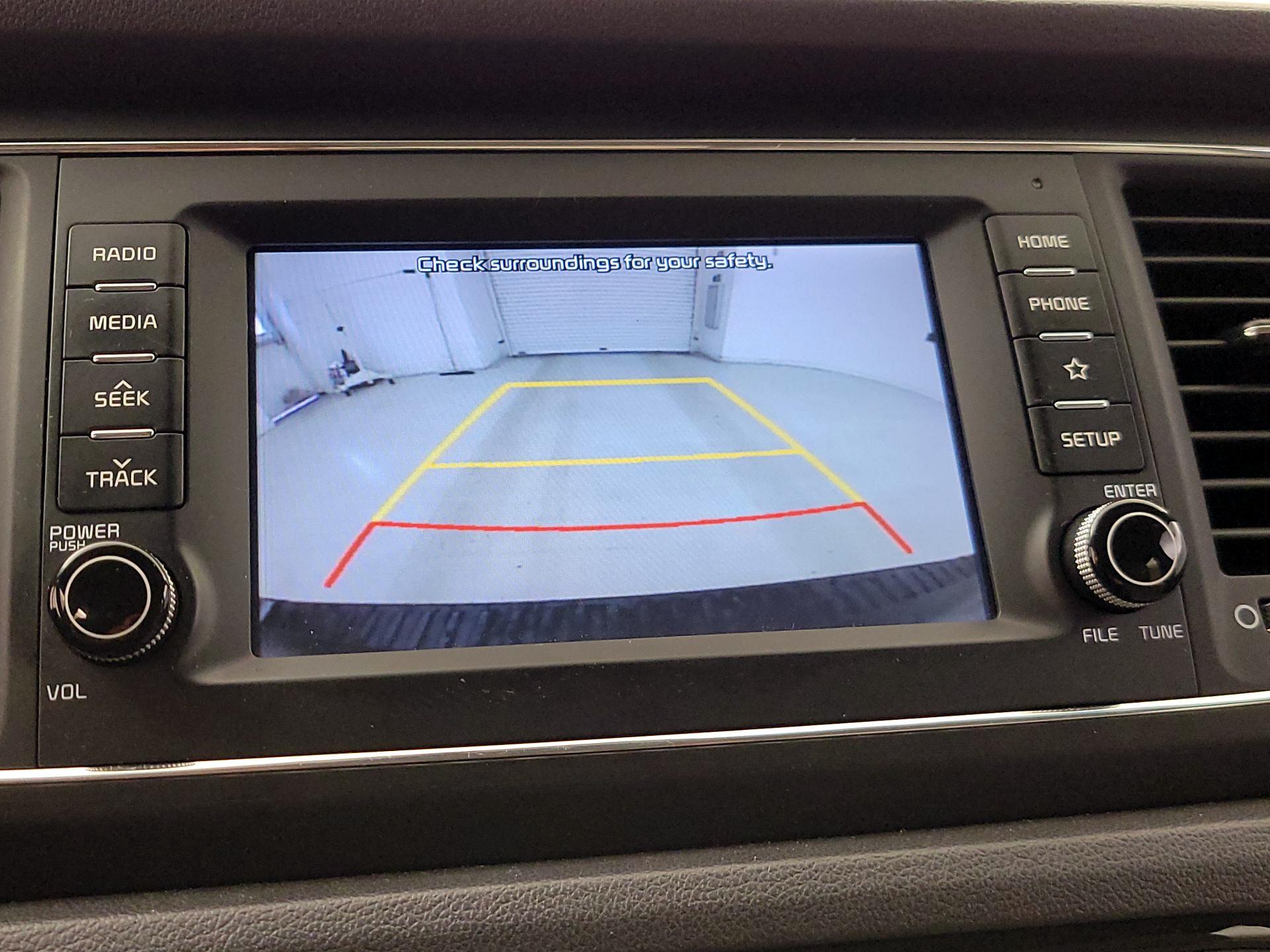 Thumbnail: 2021 Kia Sedona - 14