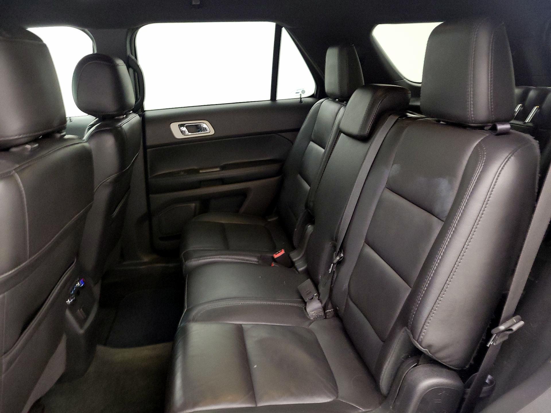 Thumbnail: 2014 Ford Explorer - 20