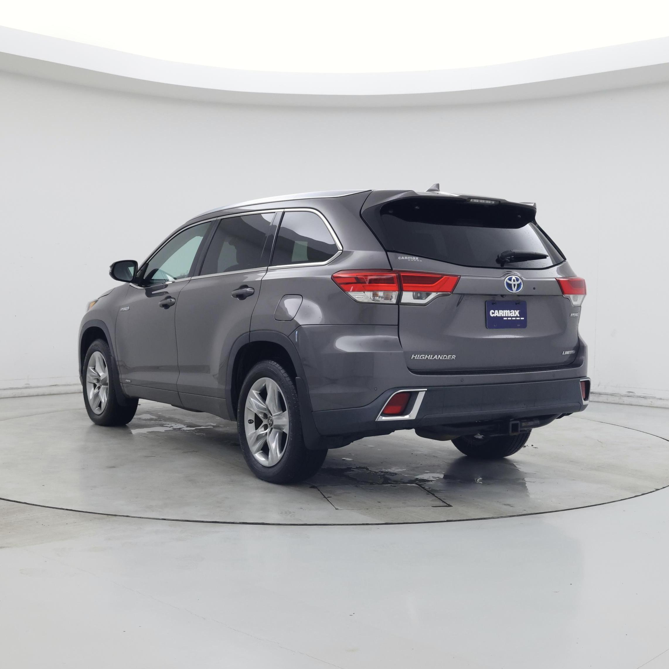 Thumbnail: 2018 Toyota Highlander - 2