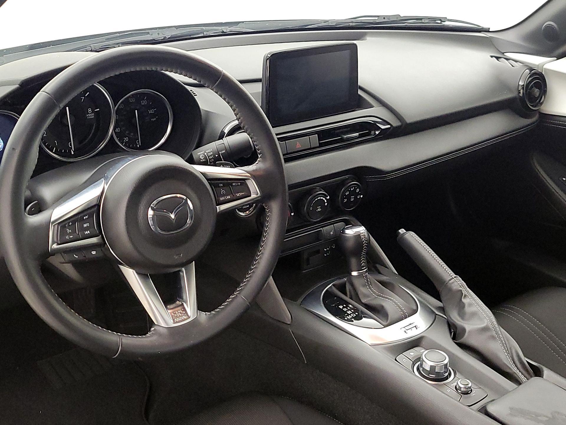 Thumbnail: 2020 Mazda MX-5 Miata - 9