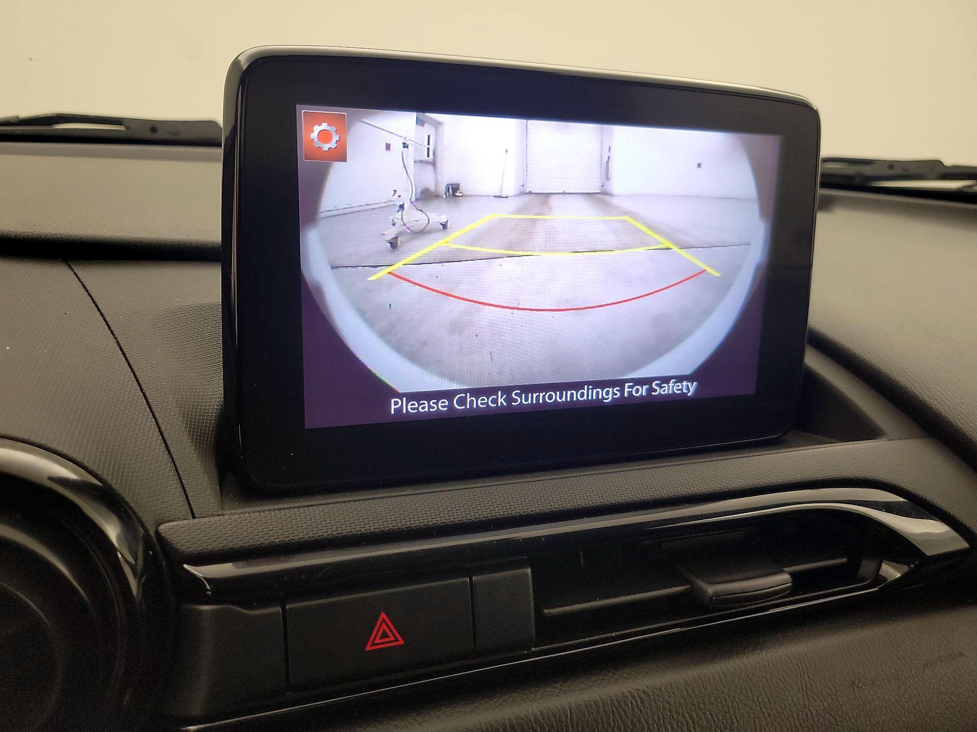 Thumbnail: 2020 Mazda MX-5 Miata - 15