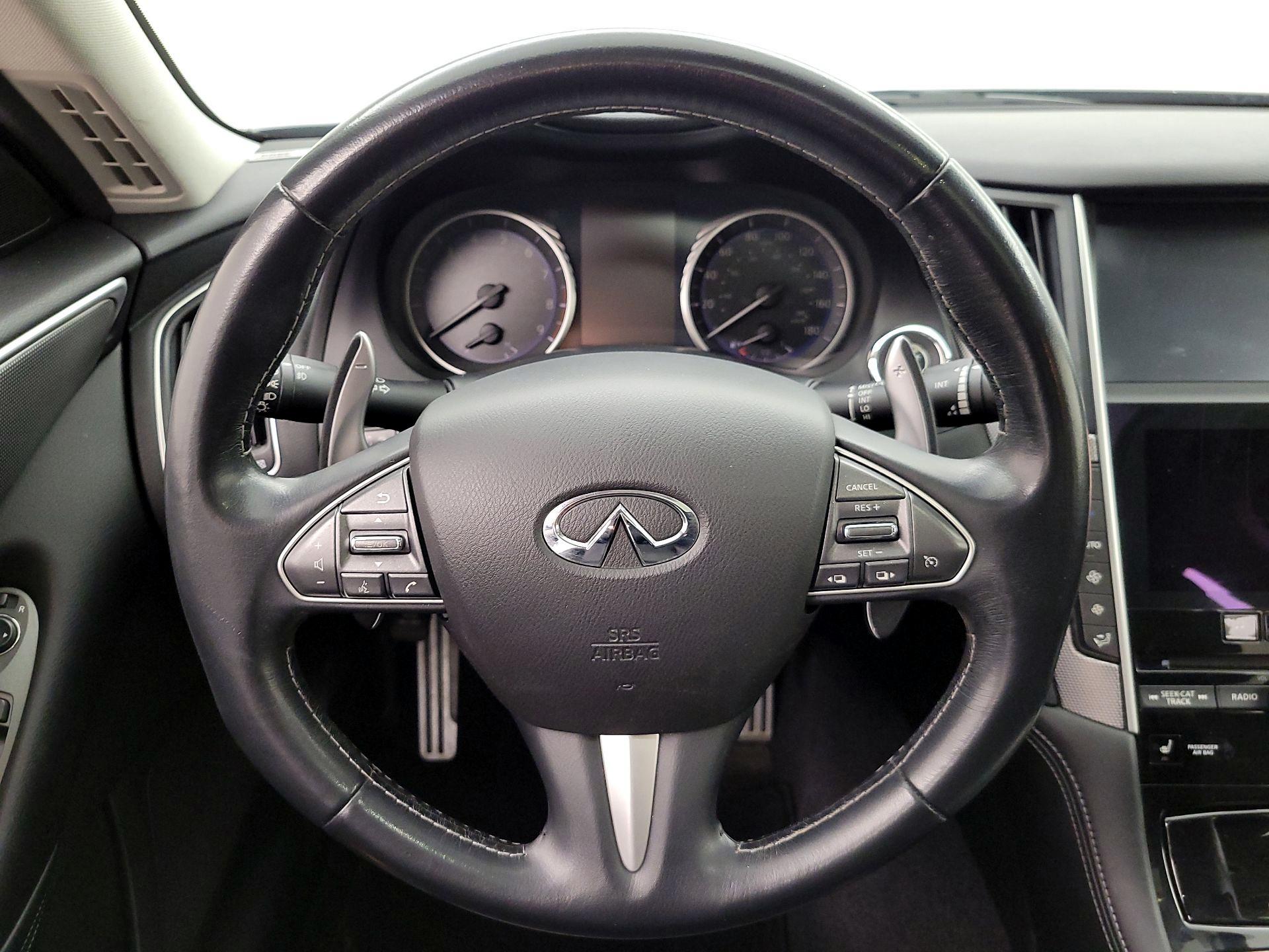 Thumbnail: 2014 INFINITI Q50 - 10