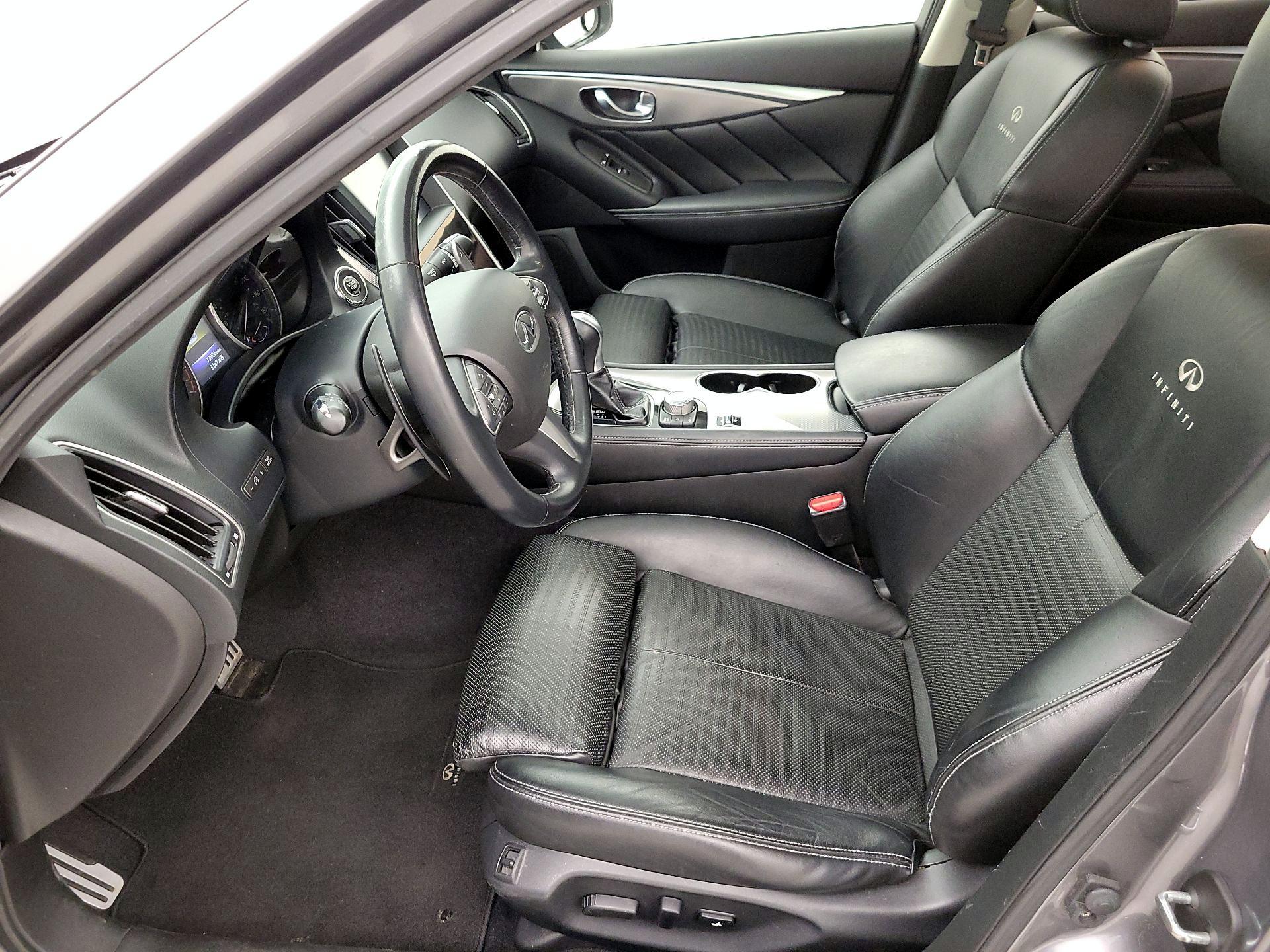 Thumbnail: 2014 INFINITI Q50 - 11