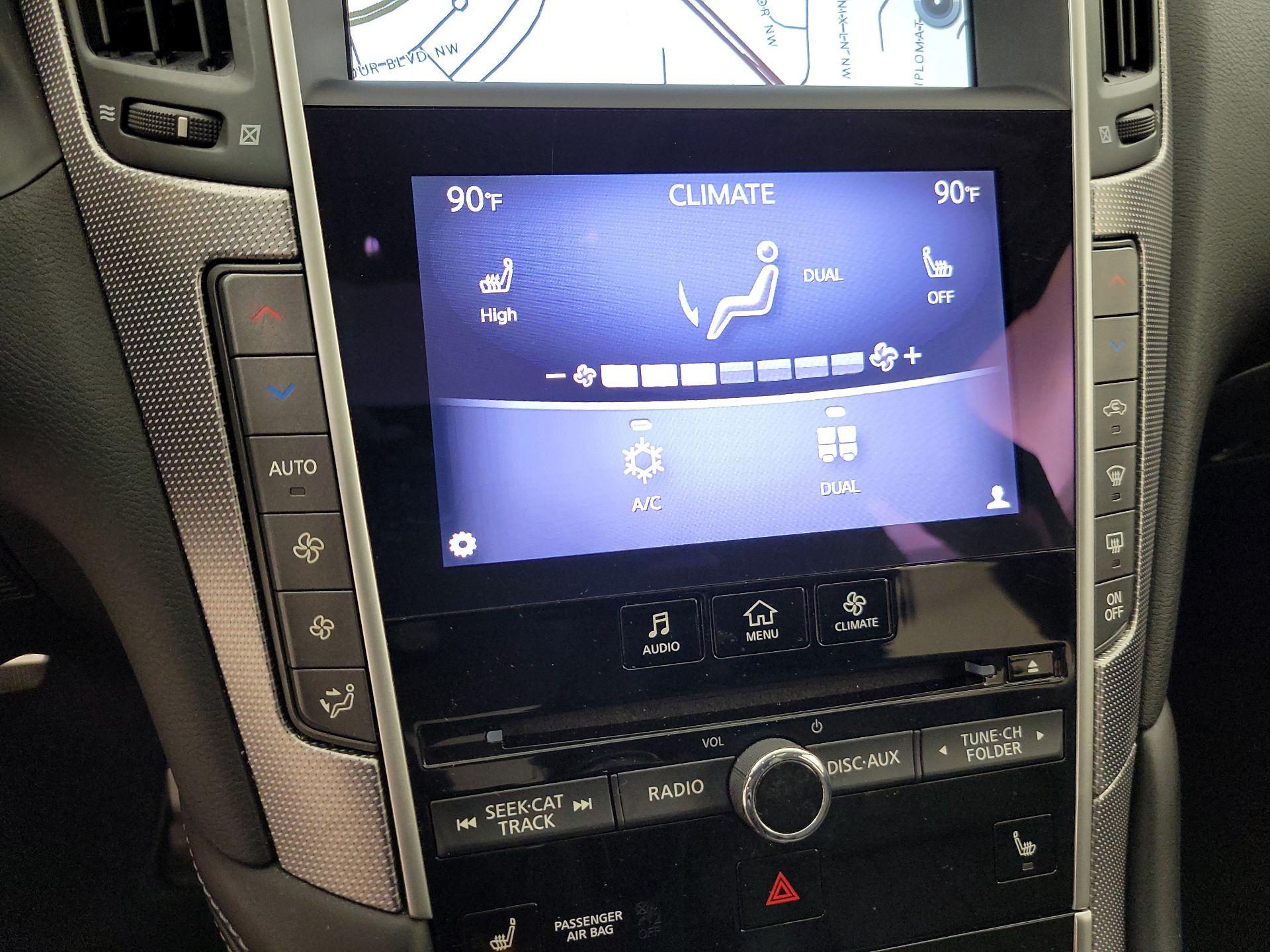 Thumbnail: 2014 INFINITI Q50 - 17