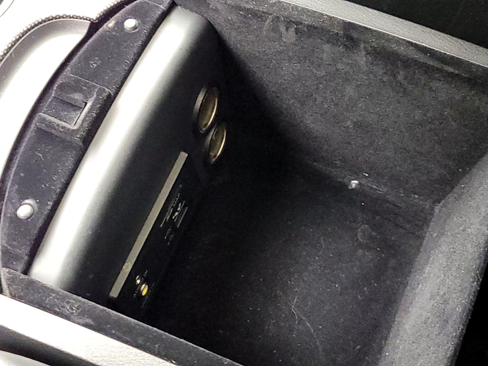 Thumbnail: 2014 INFINITI Q50 - 19