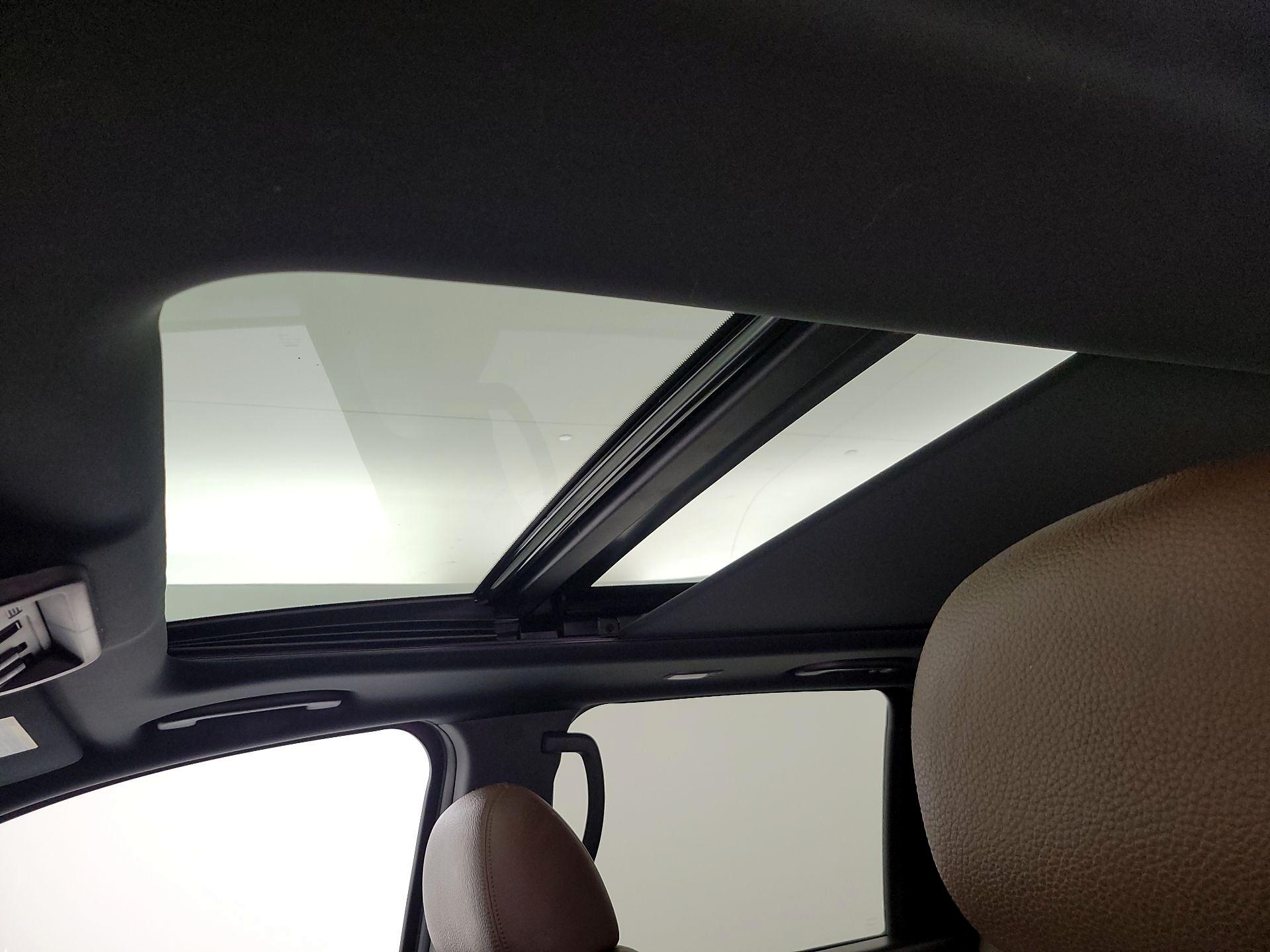 Thumbnail: 2022 Nissan Titan - 20