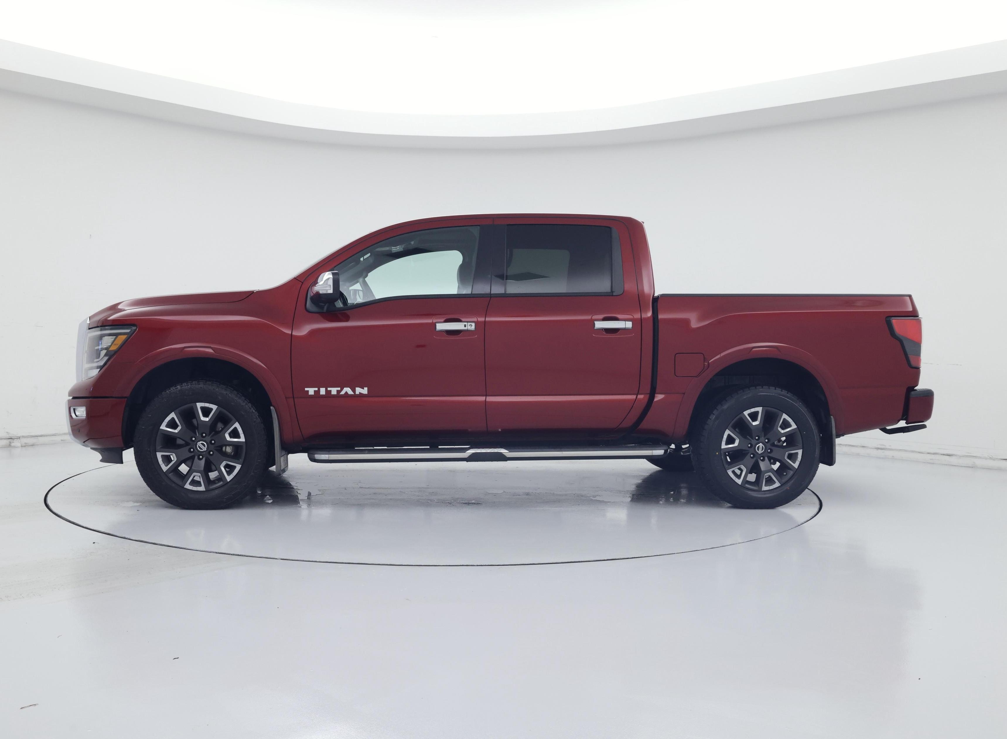 Thumbnail: 2022 Nissan Titan - 3