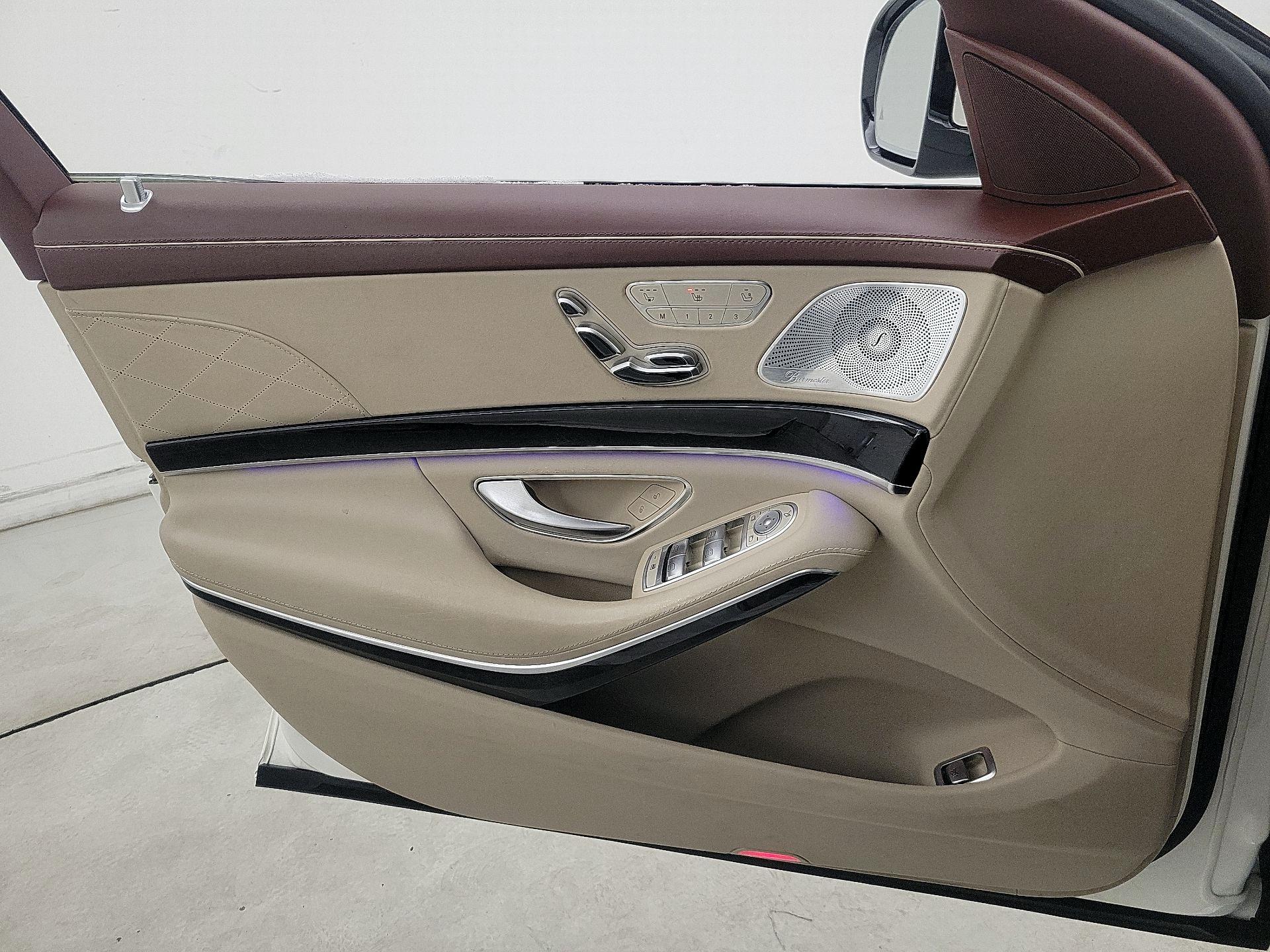 Thumbnail: 2020 Mercedes-Benz S-Class - 12