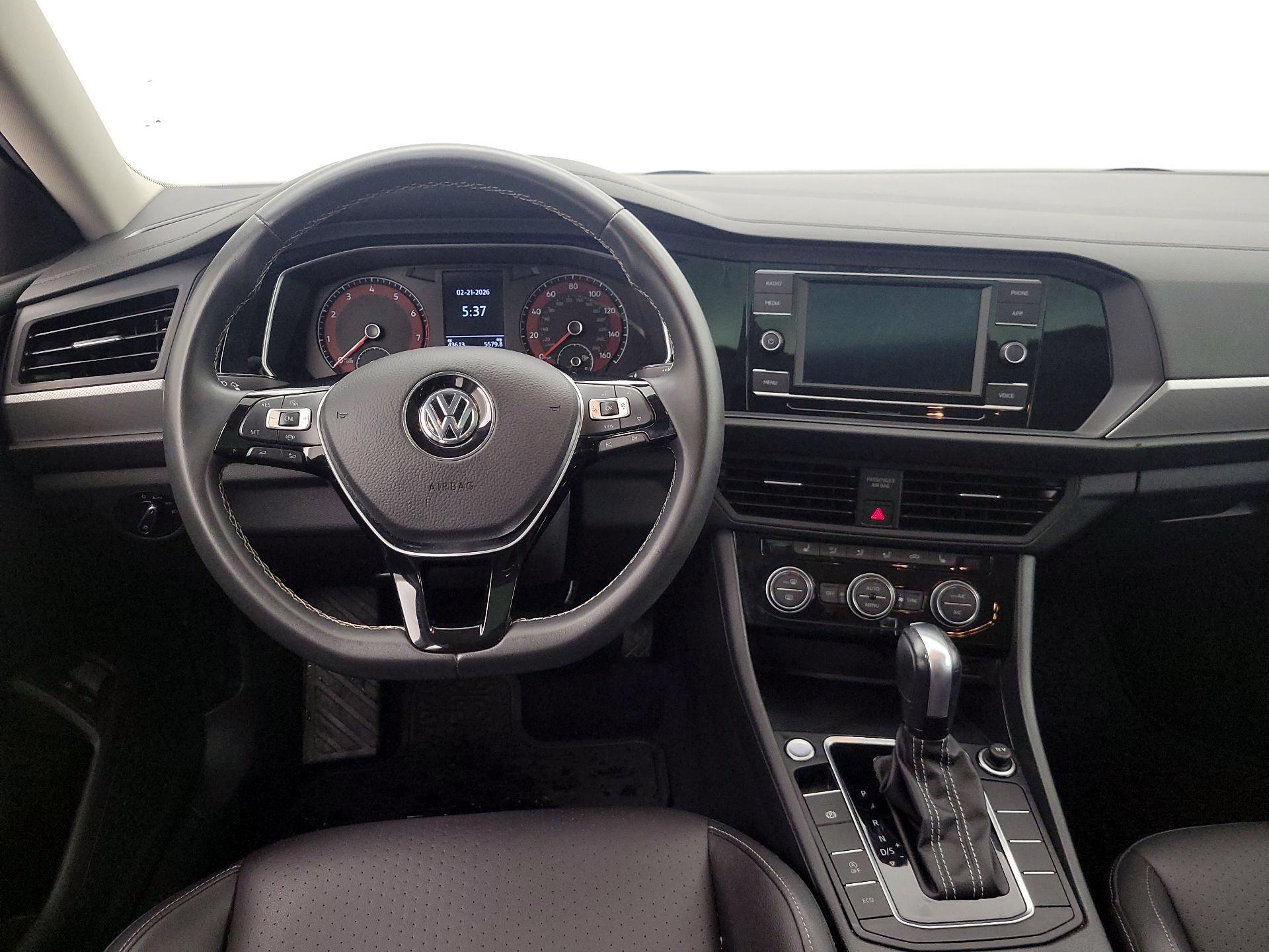 Thumbnail: 2021 Volkswagen Jetta - 10