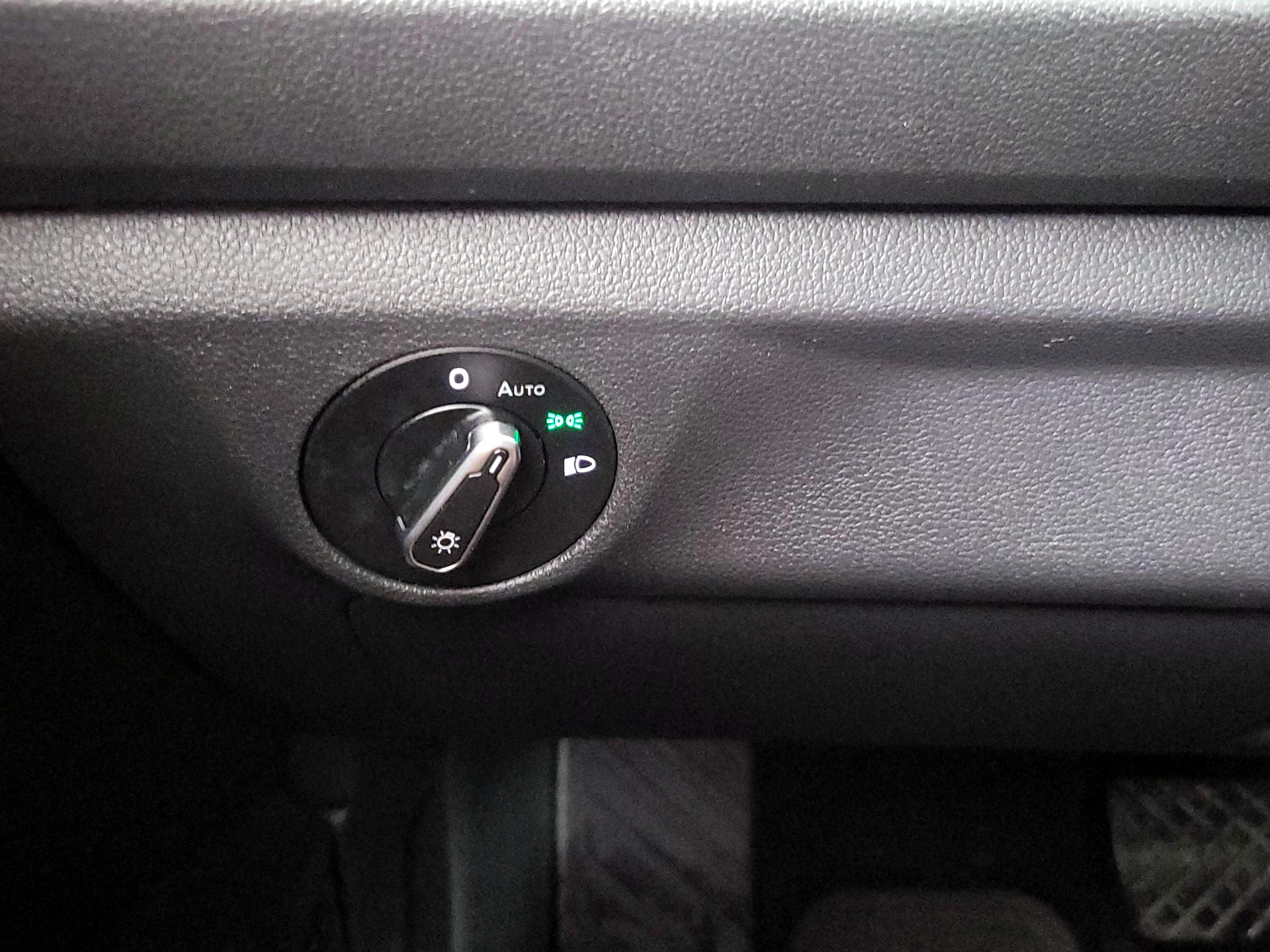 Thumbnail: 2021 Volkswagen Jetta - 13